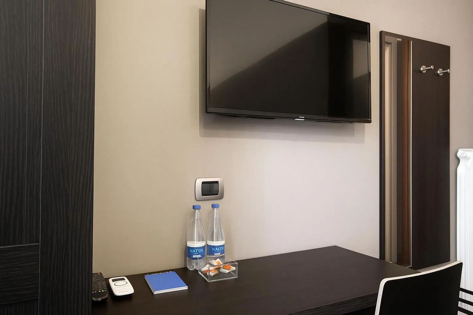 TV and multimedia in Piazza Carità