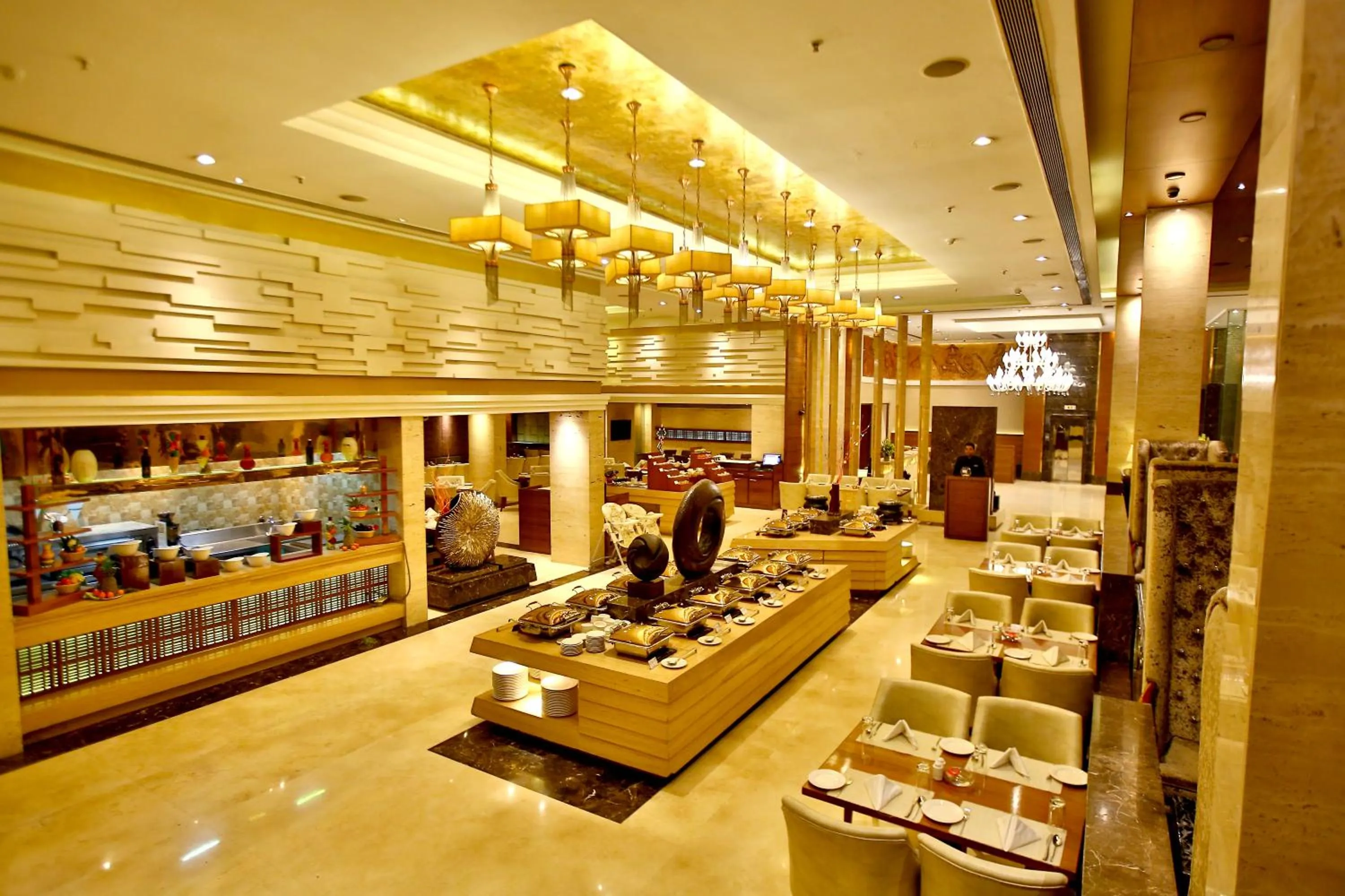 Restaurant/places to eat in Park Ascent