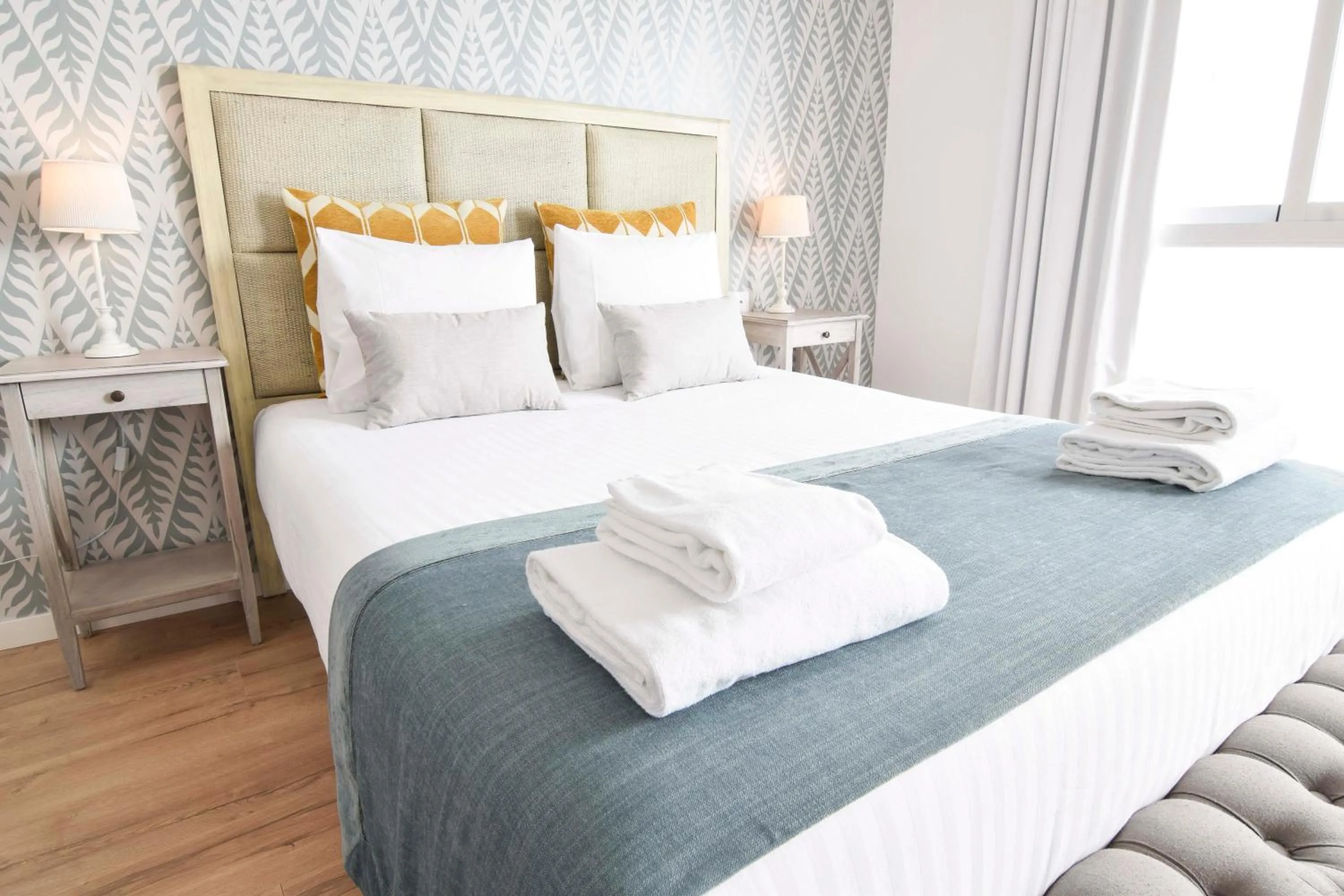 Bed in Suite Premium - Cathedral of Malaga