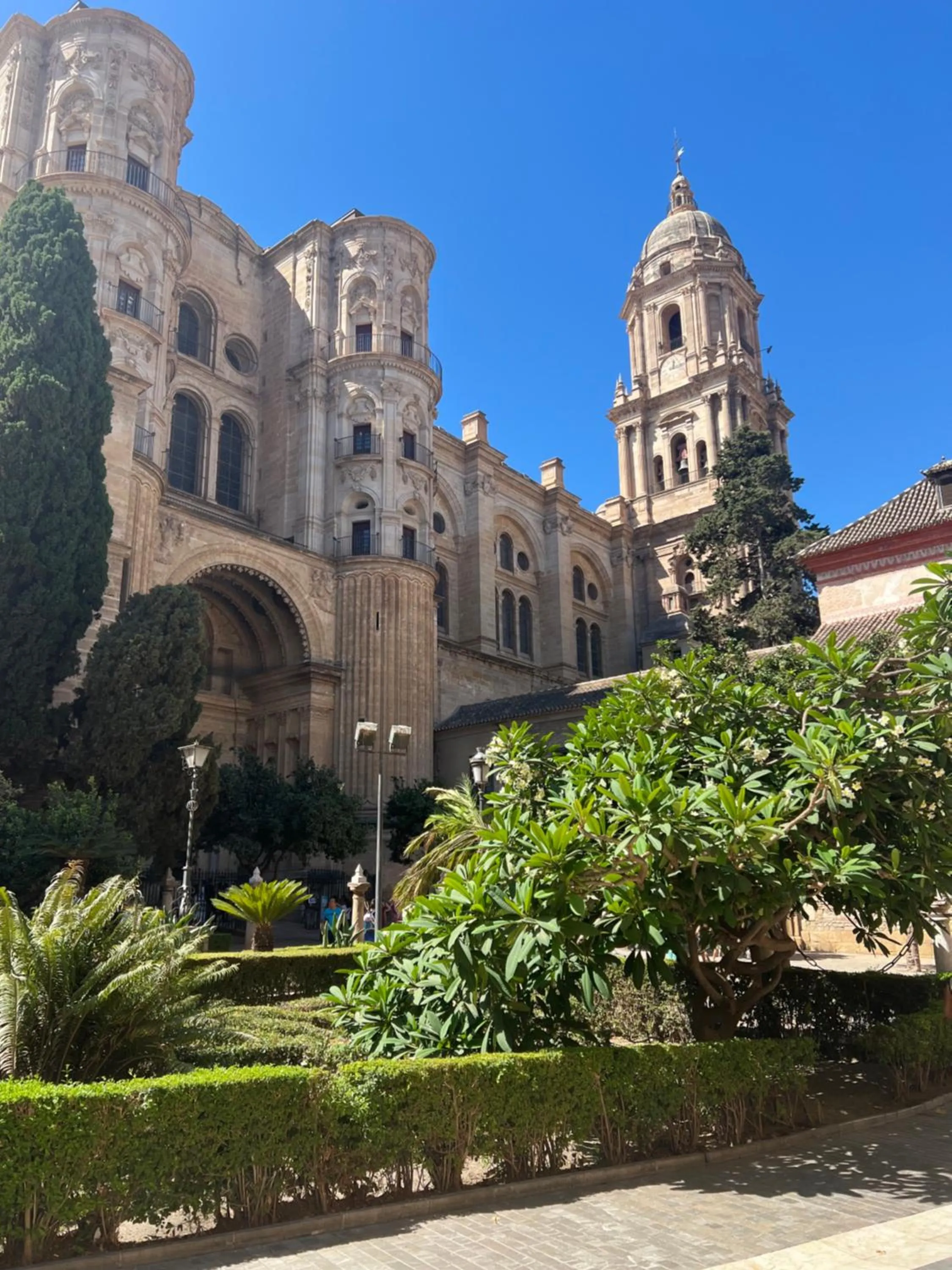 Day in Suite Premium - Cathedral of Malaga