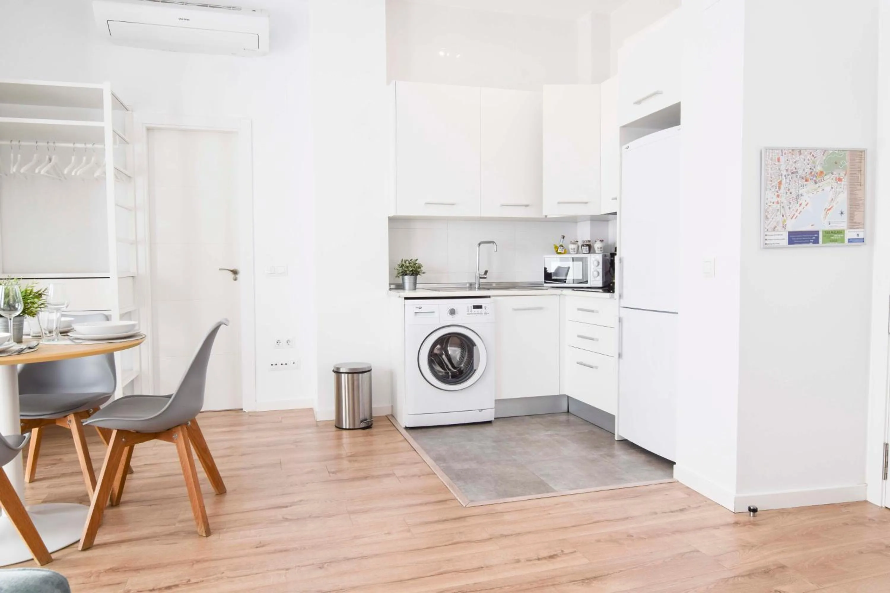 Kitchen or kitchenette in Suite Premium - Cathedral of Malaga