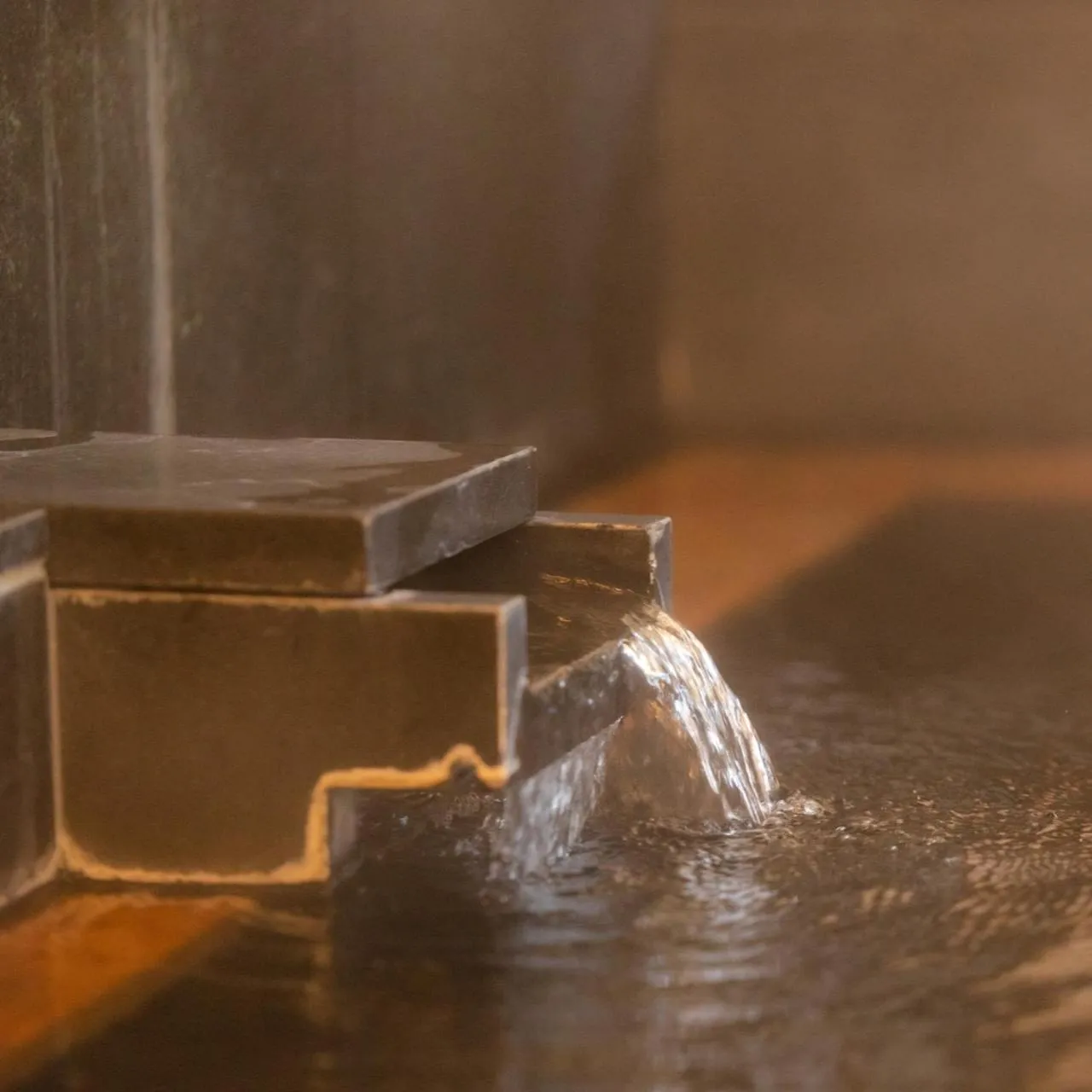 Public Bath in Kona Stay Bicycle Resort