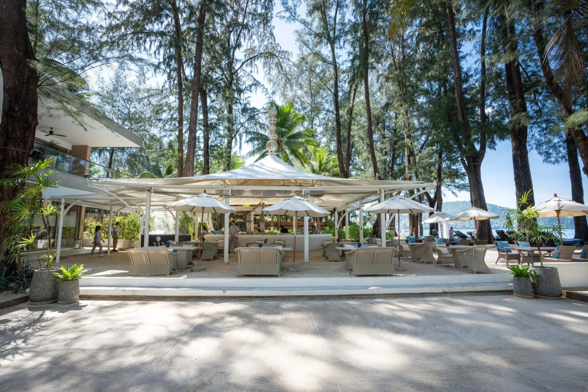 Restaurant/places to eat in InterContinental Phuket Resort by IHG