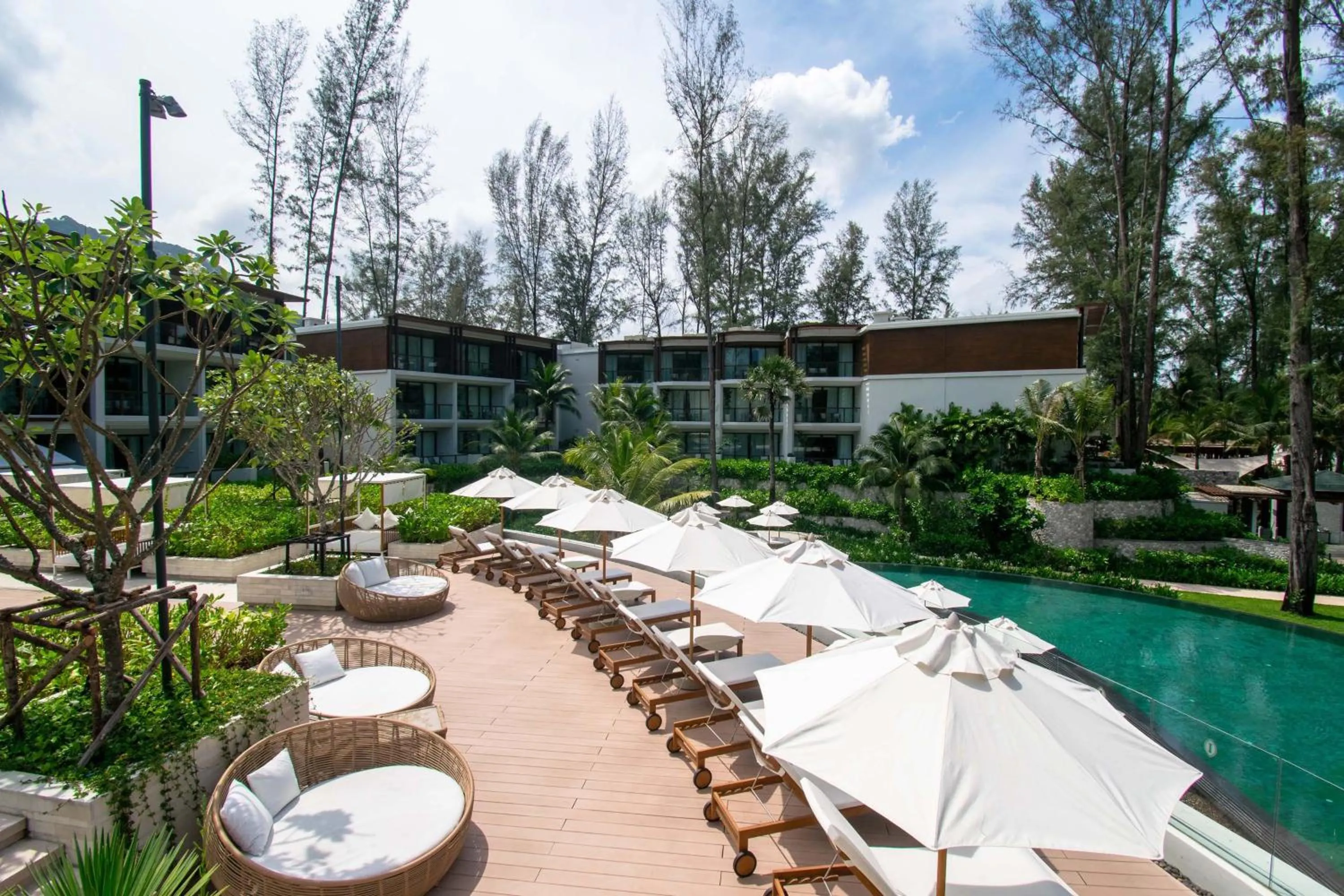 Swimming pool in InterContinental Phuket Resort by IHG