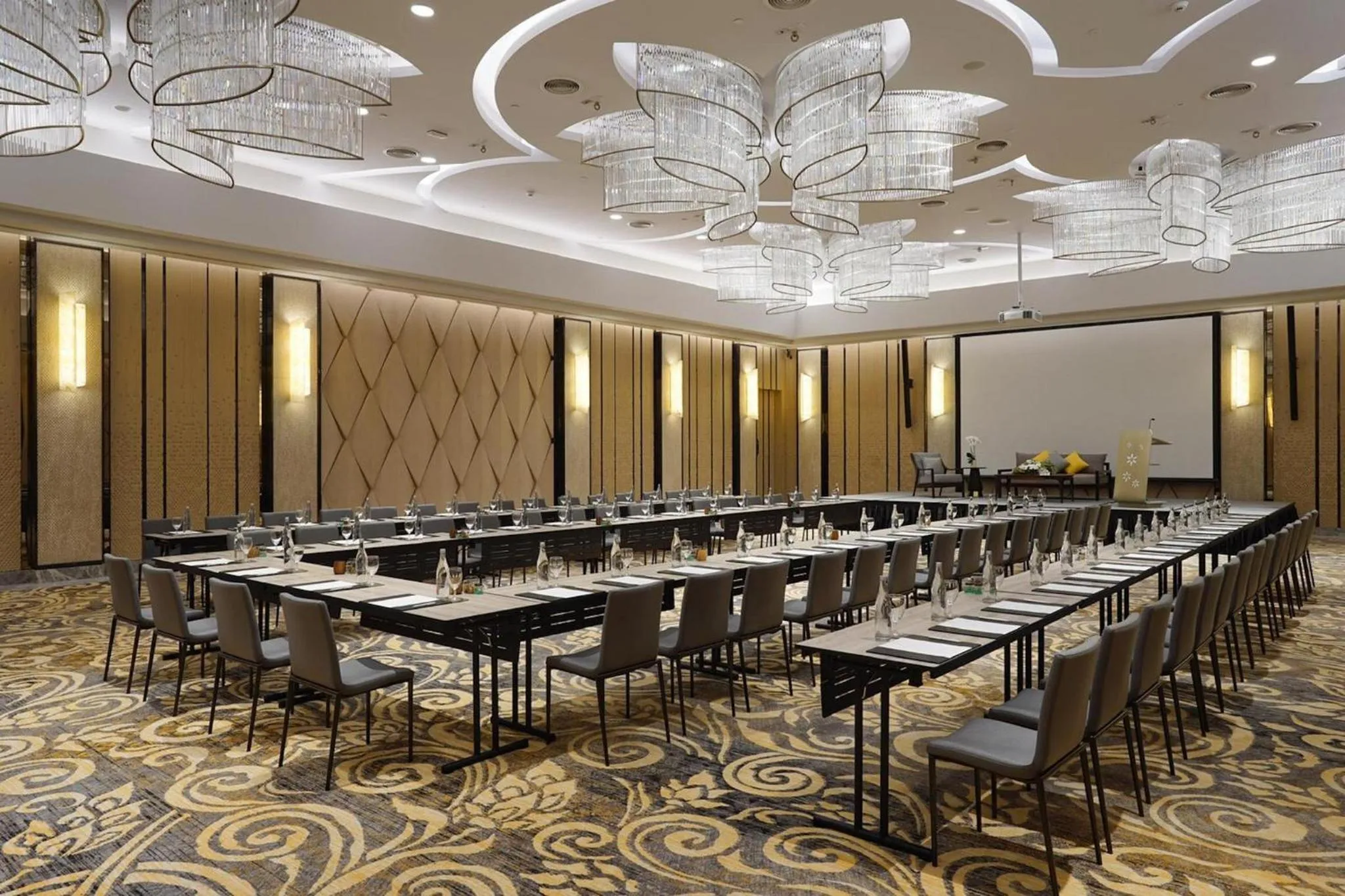 Meeting/conference room in InterContinental Phuket Resort by IHG