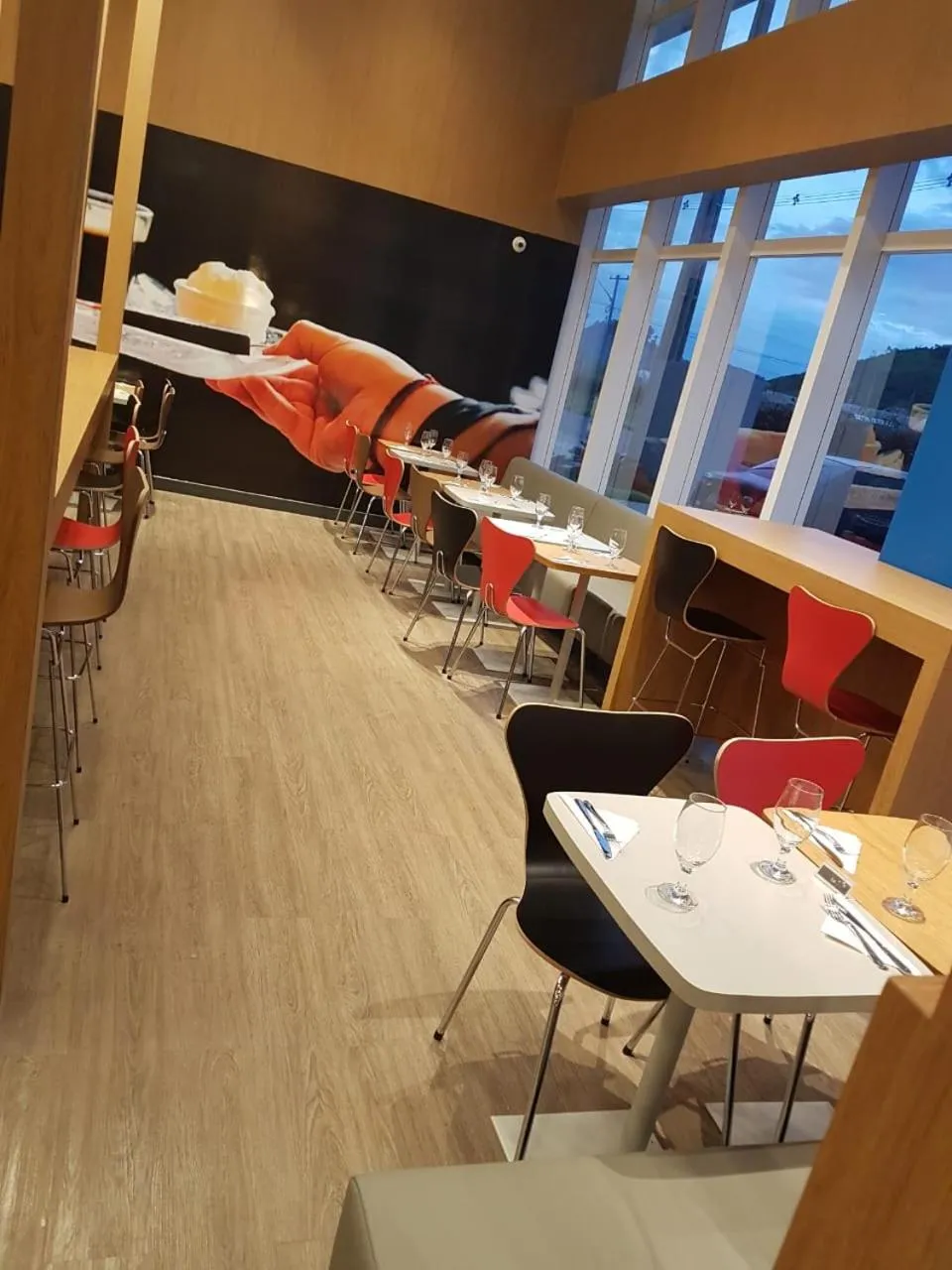 Restaurant/places to eat in ibis Parauapebas