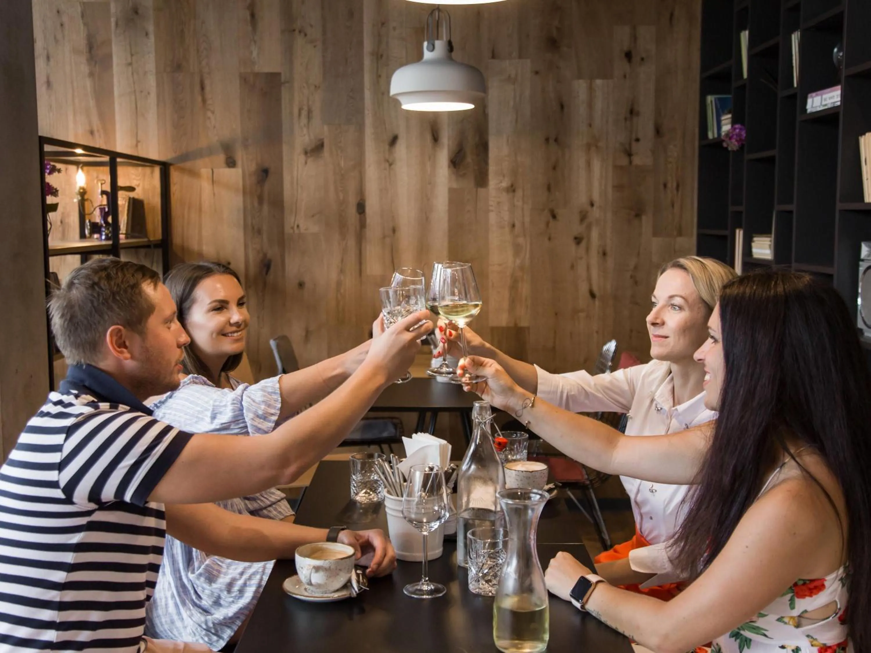 Restaurant/places to eat in ibis Tallinn Center