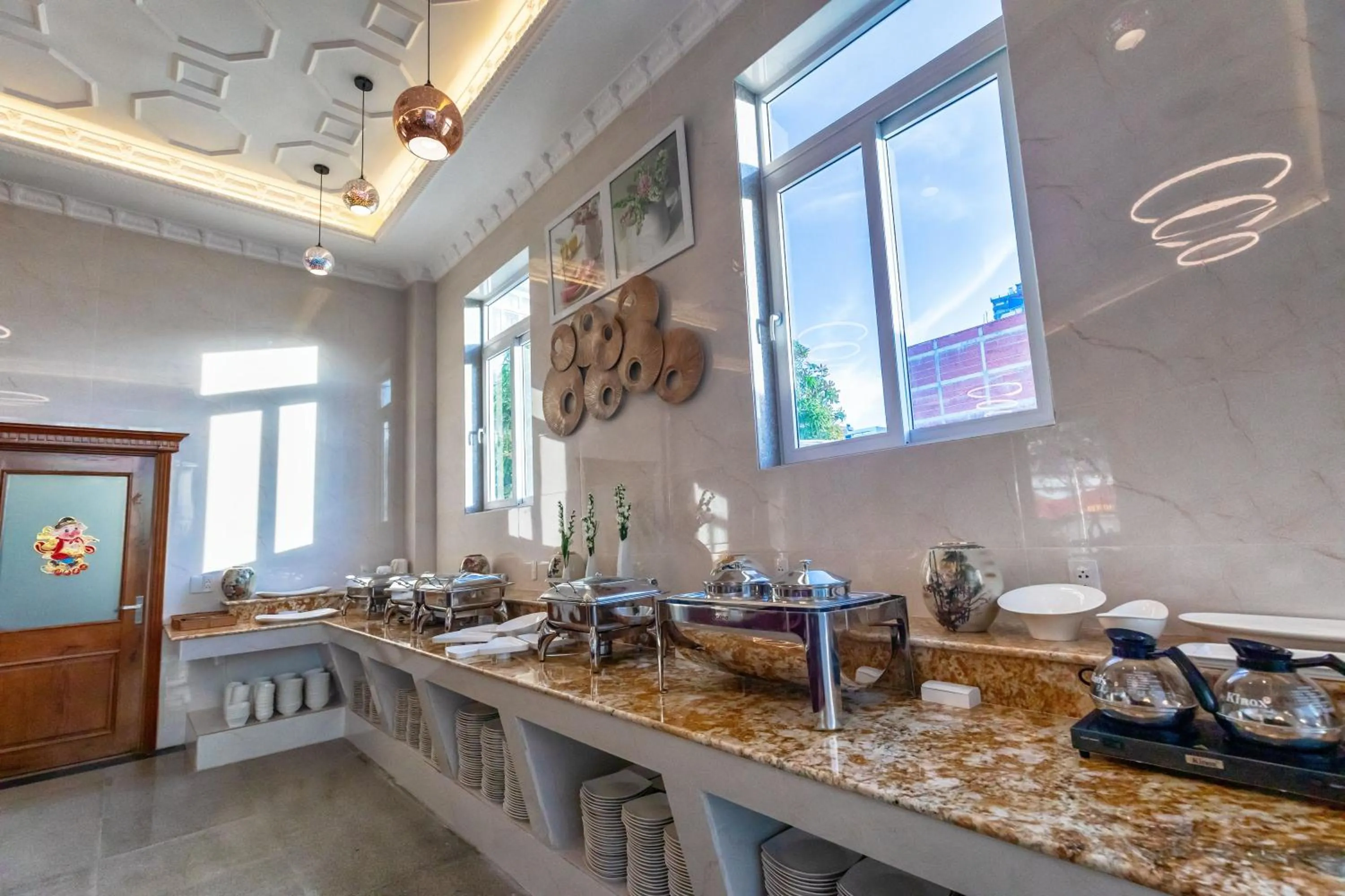 Restaurant/places to eat in La Castle