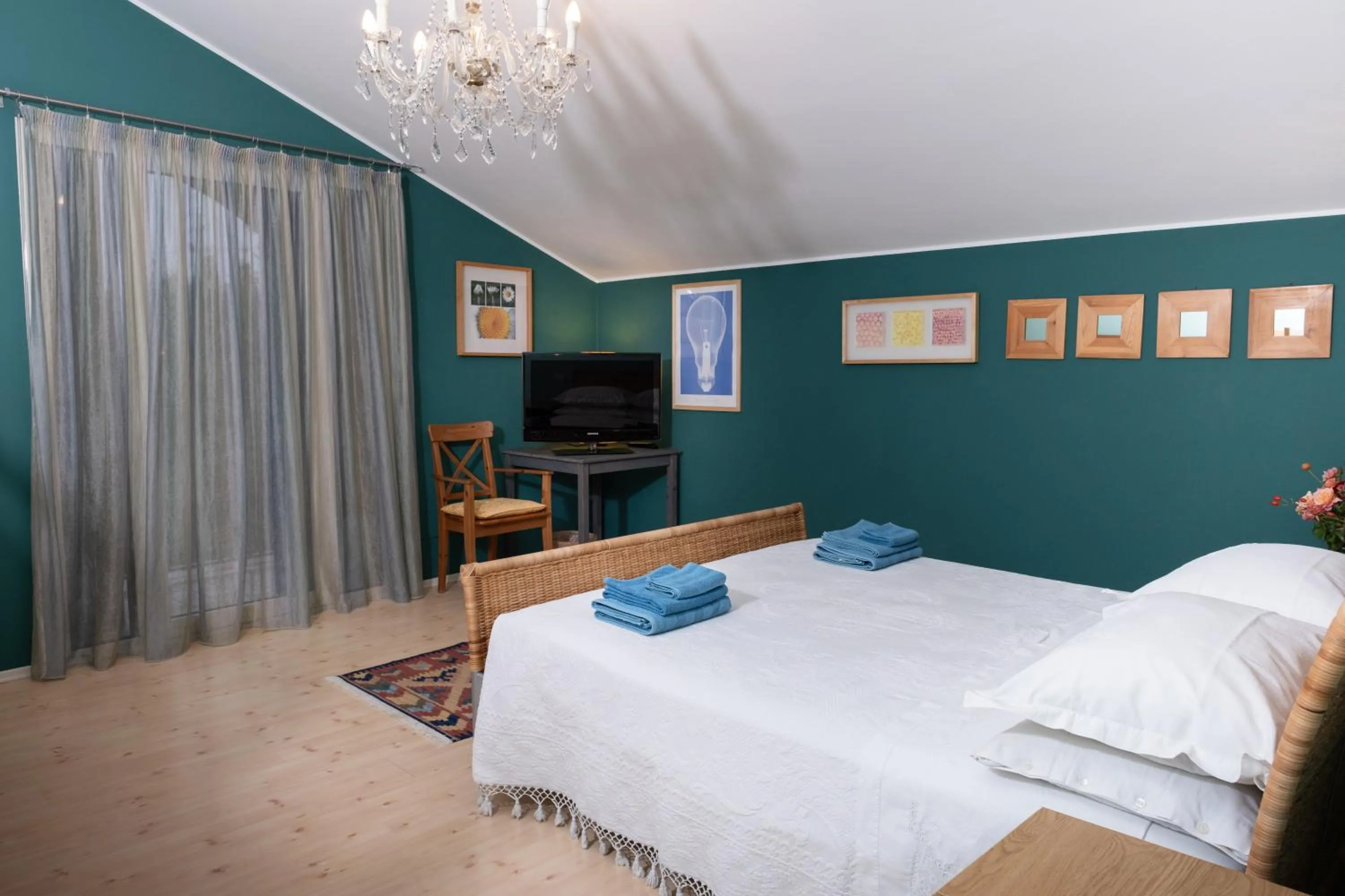 TV and multimedia, Bed in Rosa Tea B&B