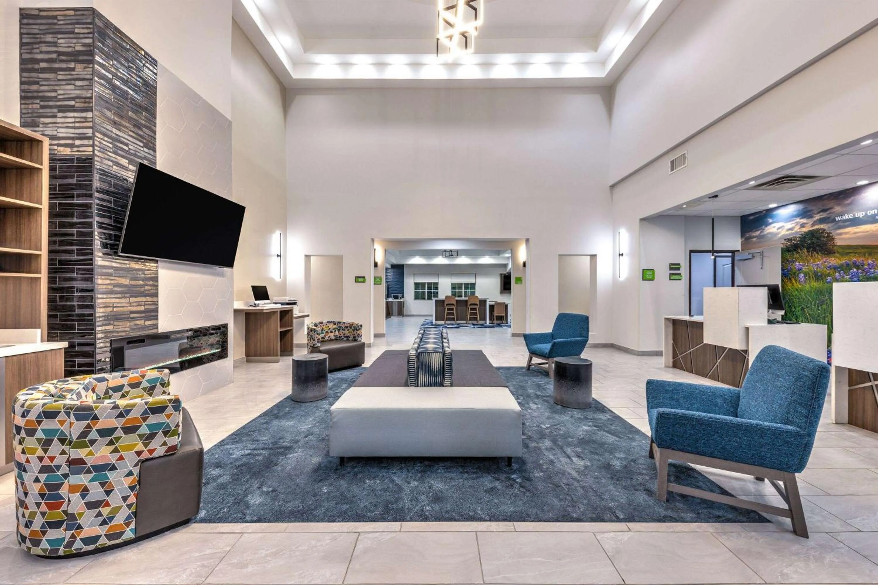 Lobby or reception in La Quinta by Wyndham Allen at The Village