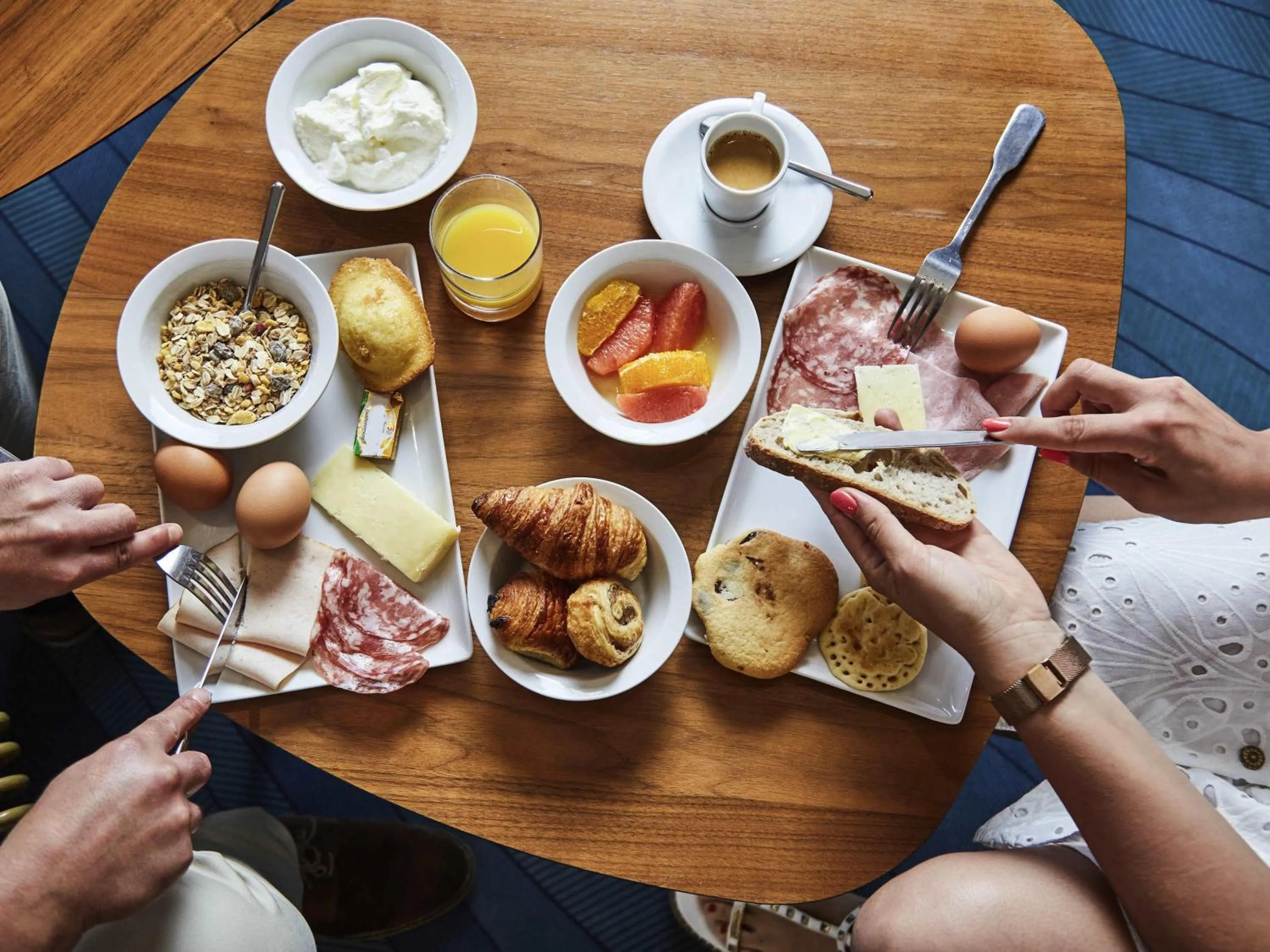 Breakfast in ibis Styles Toulon Centre Port