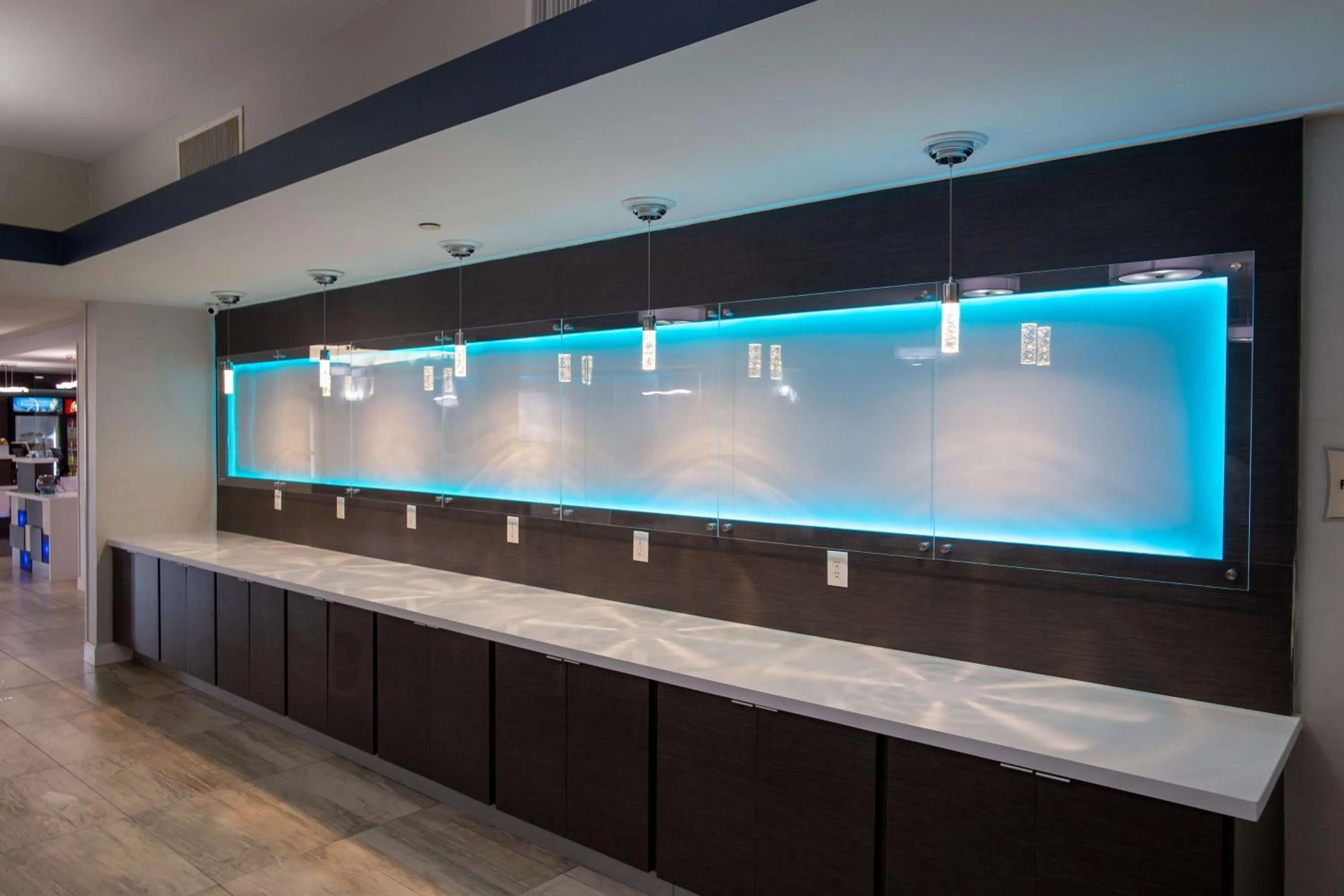 Restaurant/places to eat in La Quinta by Wyndham Houston East at Normandy