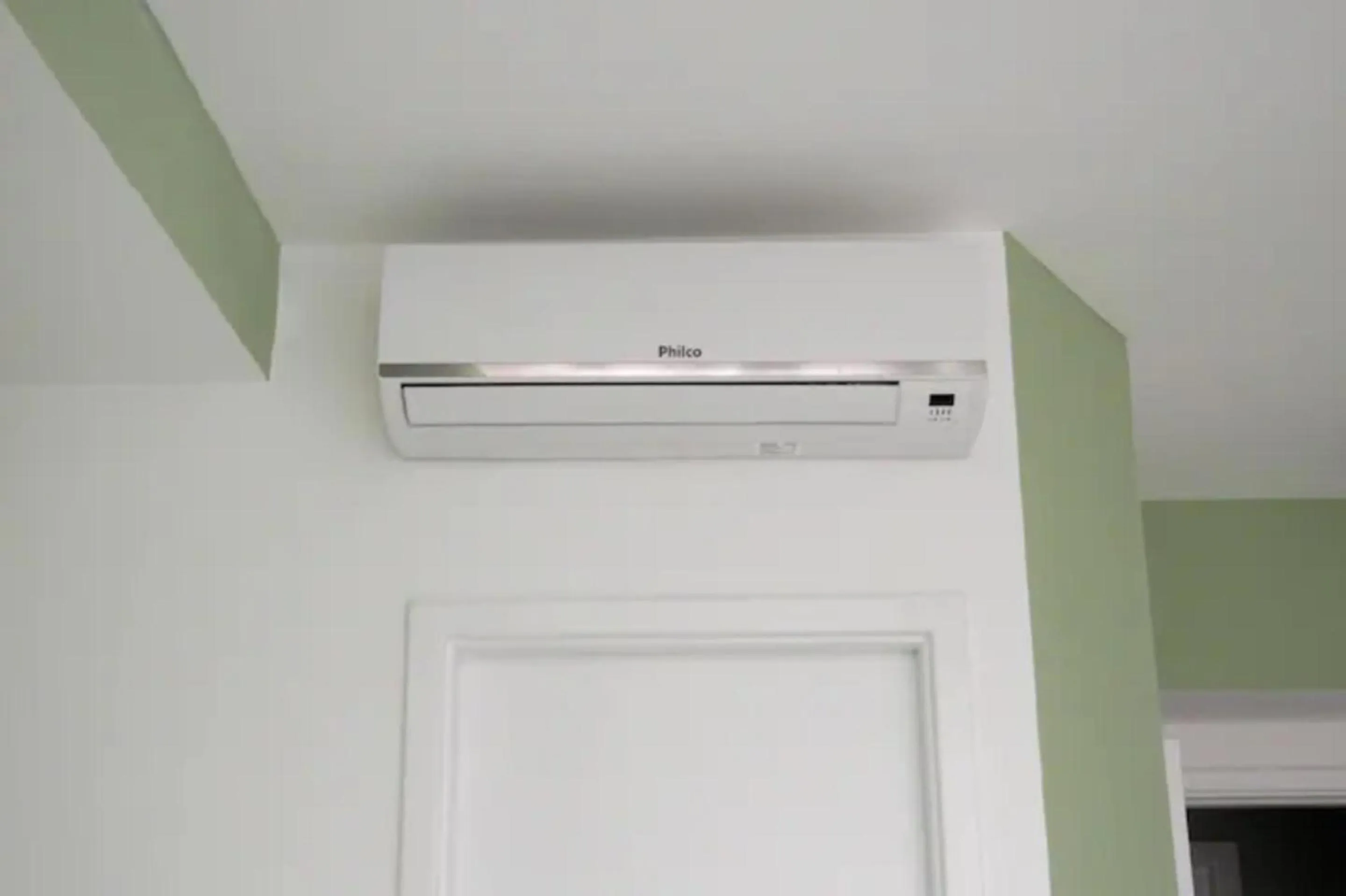 air conditioner in 360 Luz