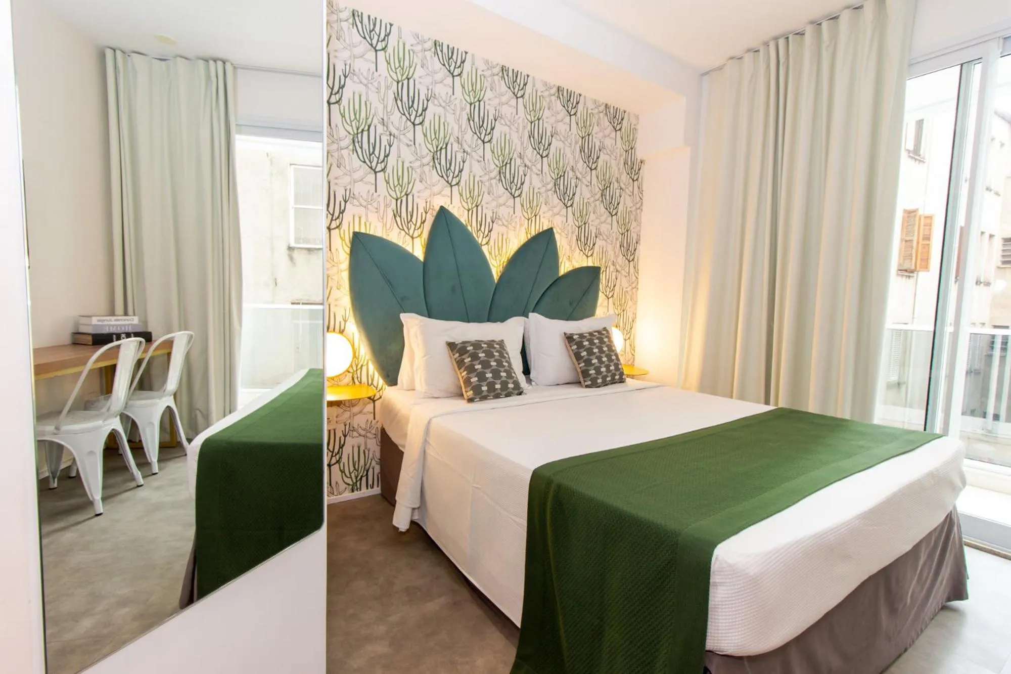 Bedroom, Bed in 360 Luz