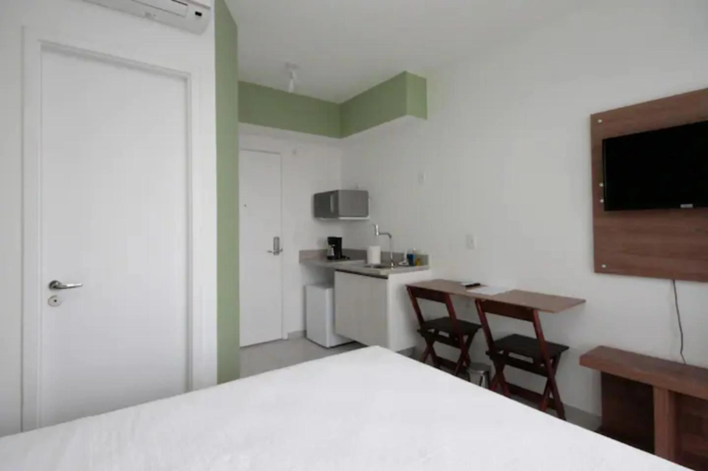 Kitchen or kitchenette, Bed in 360 Luz