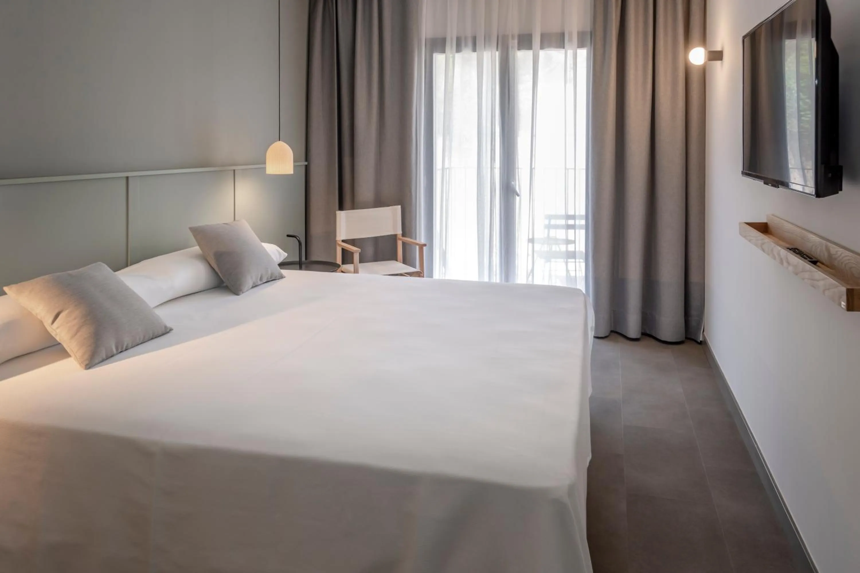 Bed in GHT Miratge - Only Adults 18 and up