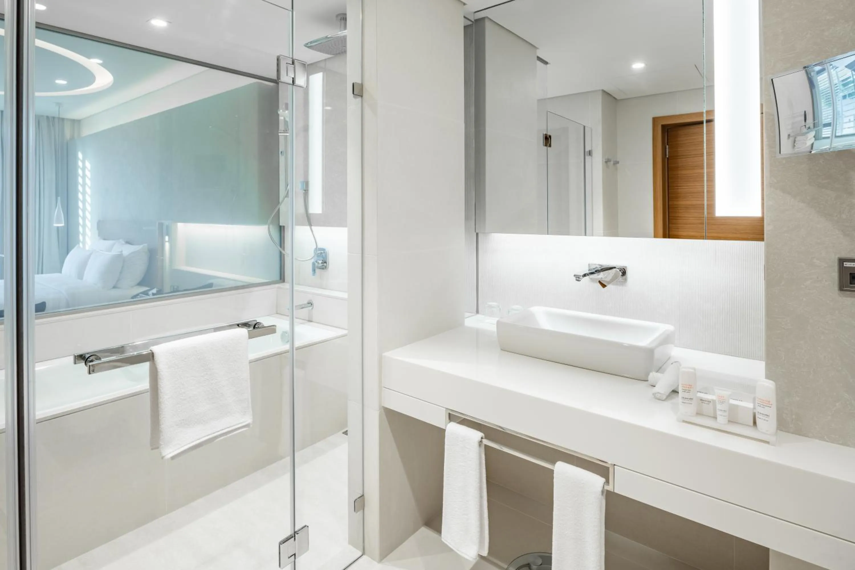 Shower in Radisson Blu Hotel & Residence, Riyadh Diplomatic Quarter