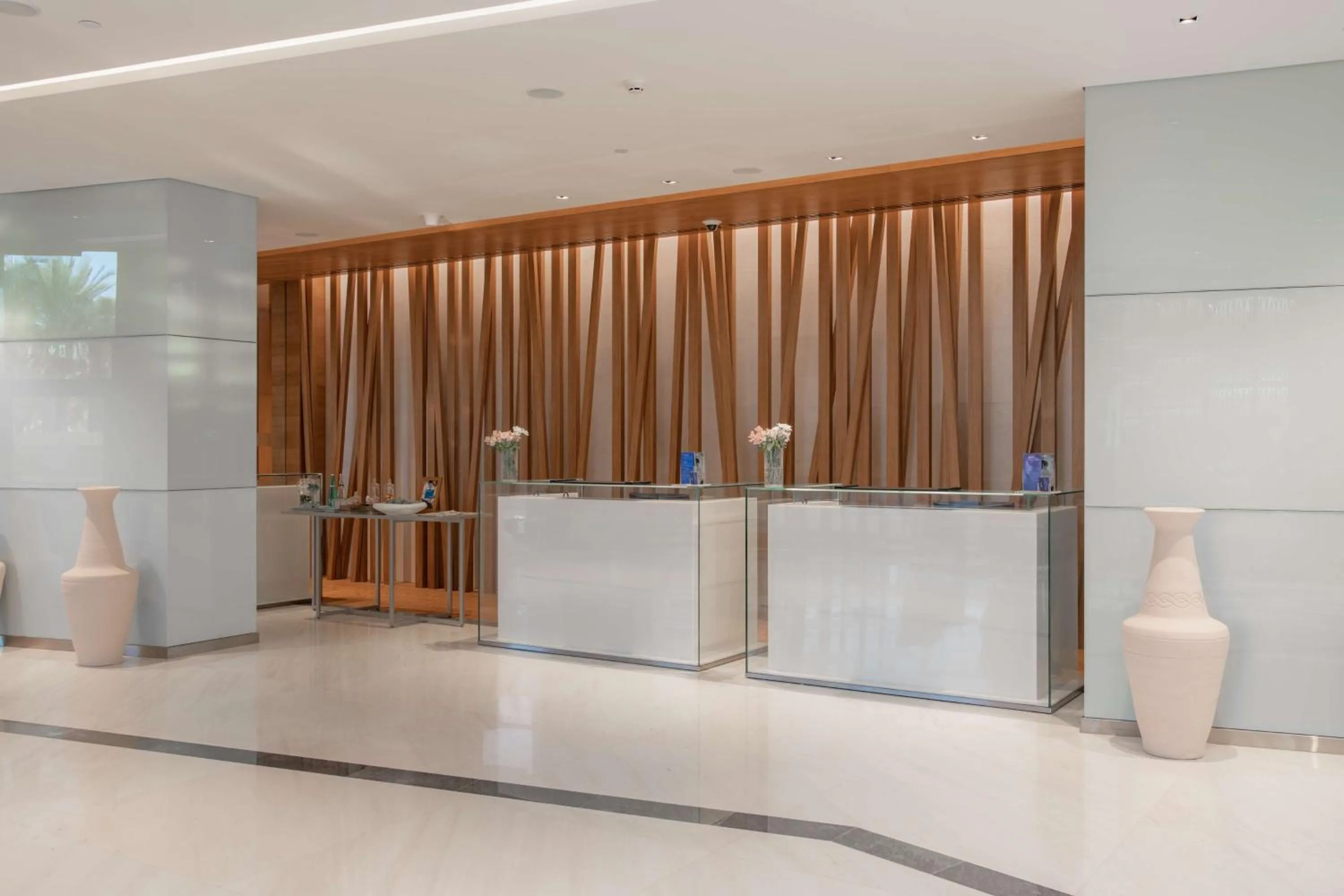 Lobby or reception in Radisson Blu Hotel & Residence, Riyadh Diplomatic Quarter