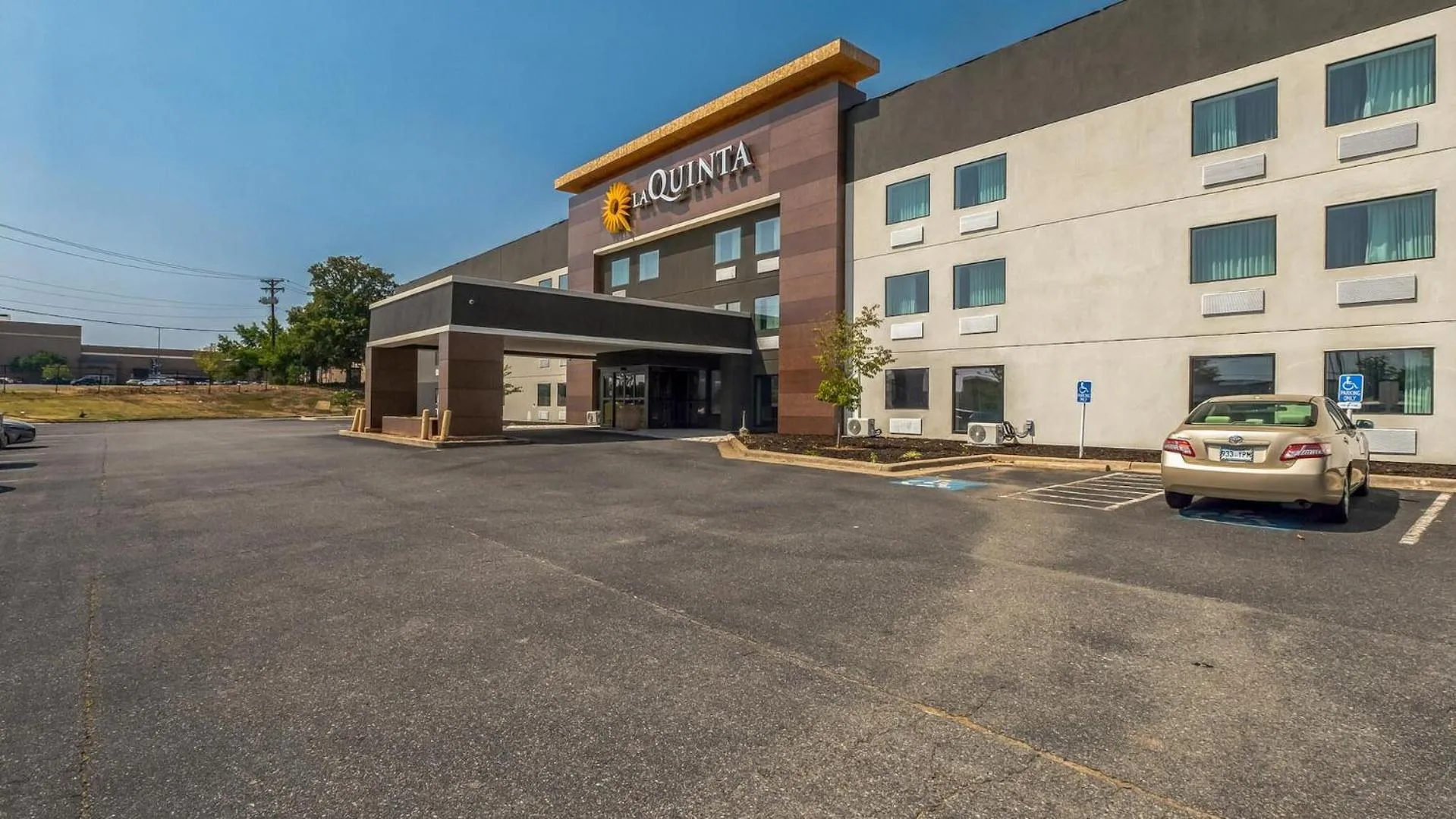 La Quinta by Wyndham N Little Rock - McCain Mall