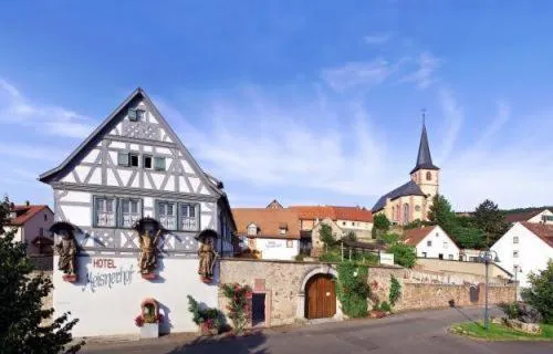 Facade/entrance in Hotel Meisnerhof