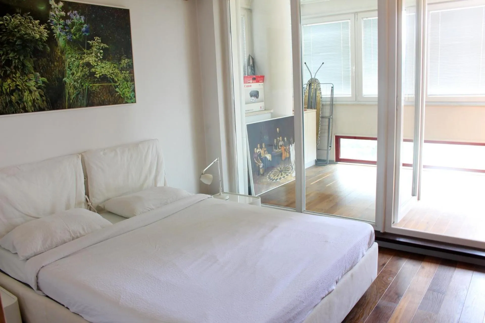 Bed in STATUS Superior Apartments