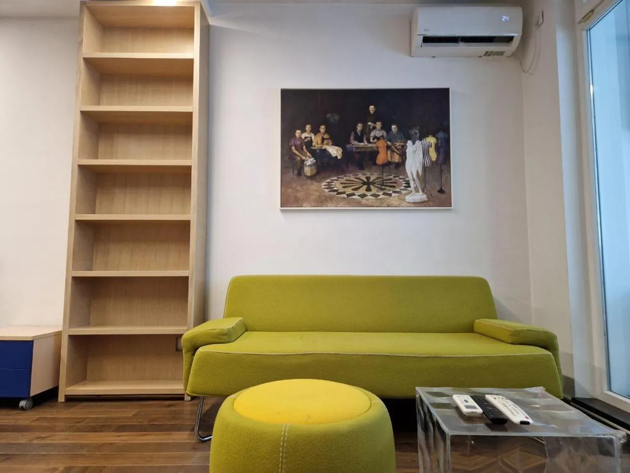 STATUS Superior Apartments
