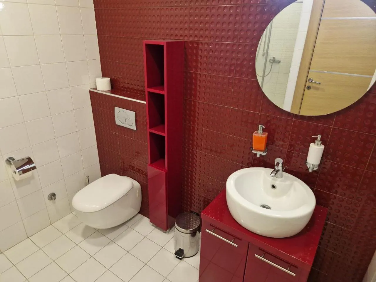 STATUS Superior Apartments