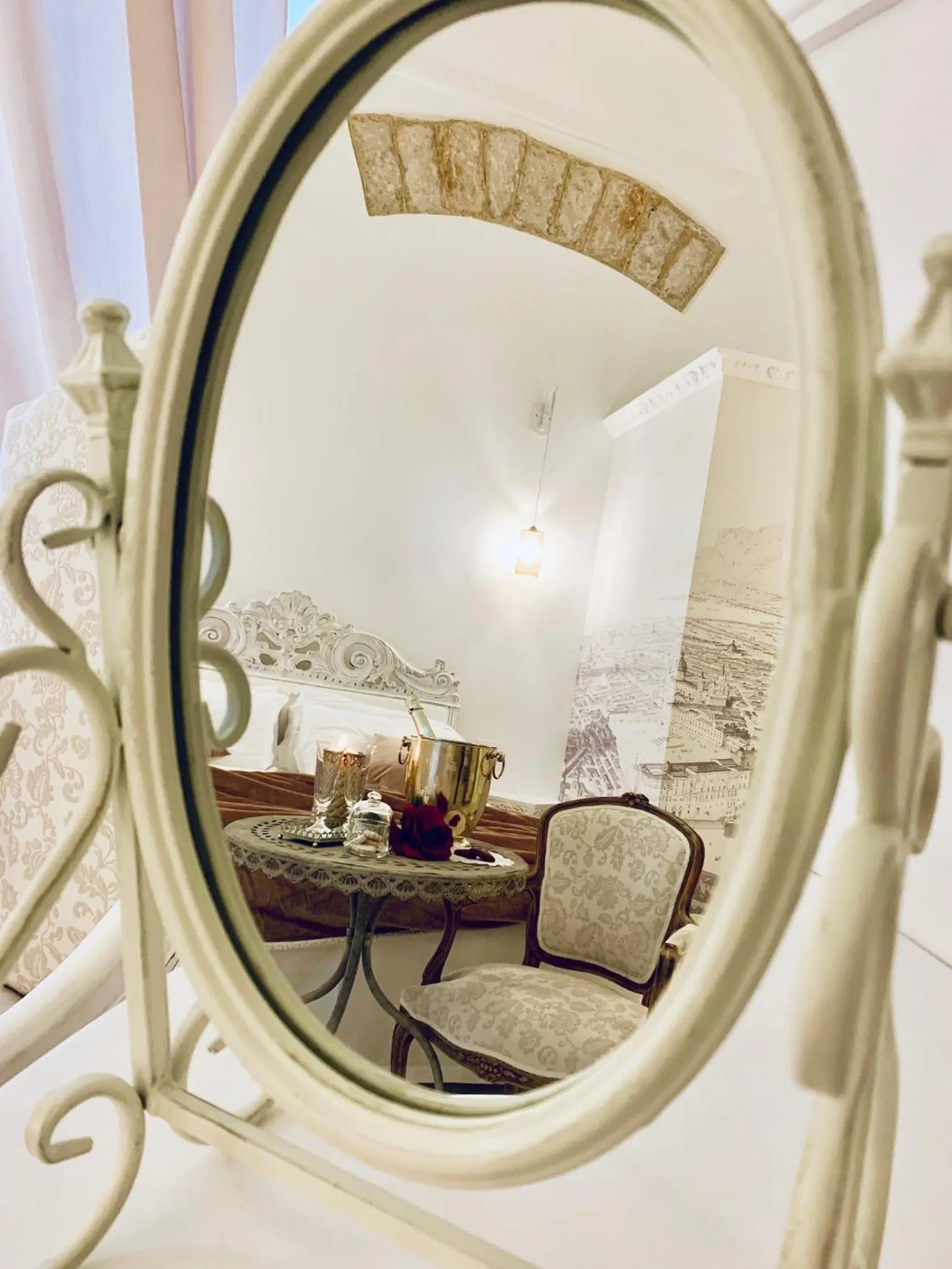 Photo of the whole room in Palazzo del Poeta - Dimora Contemporanea