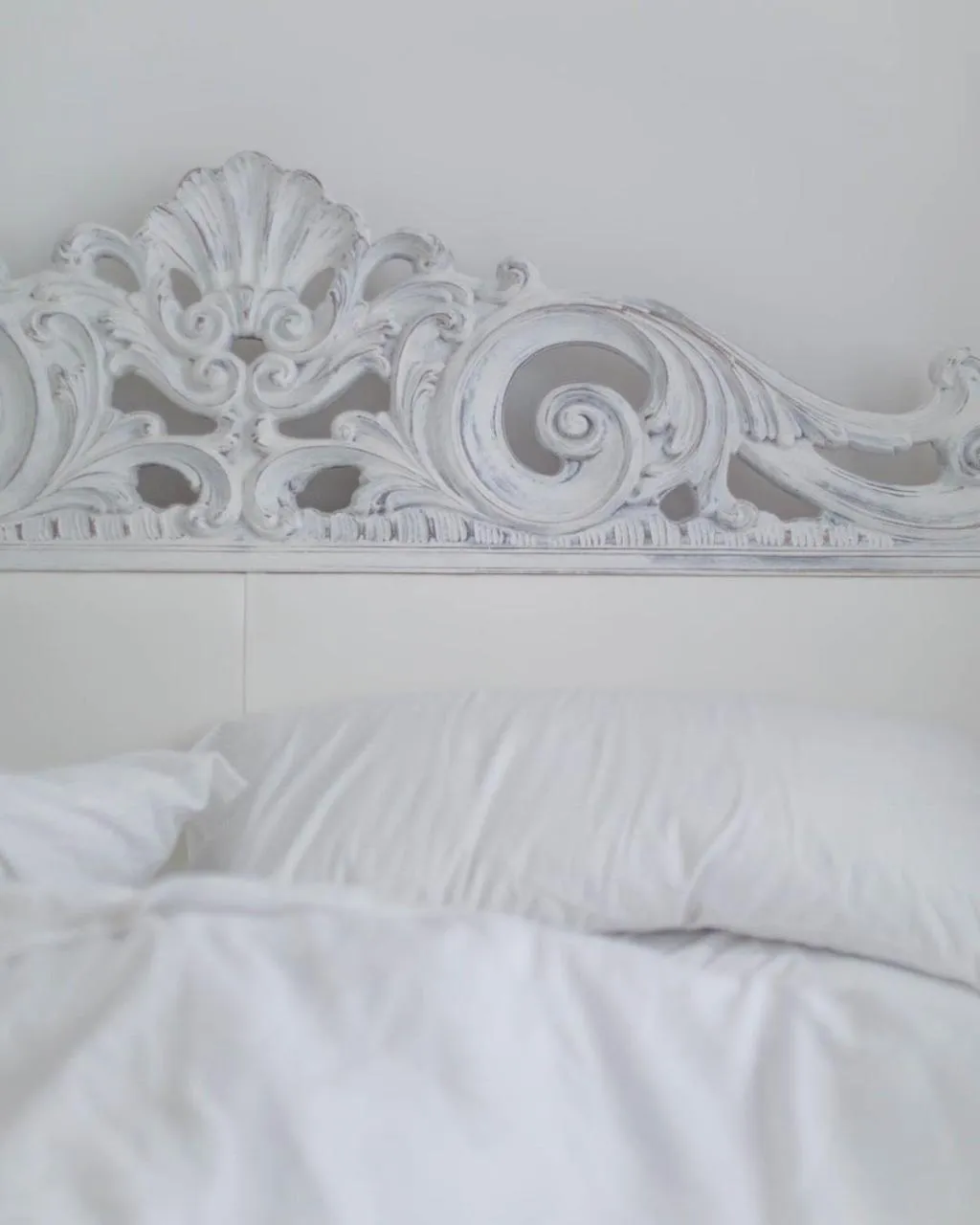 Decorative detail, Bed in Palazzo del Poeta - Dimora Contemporanea