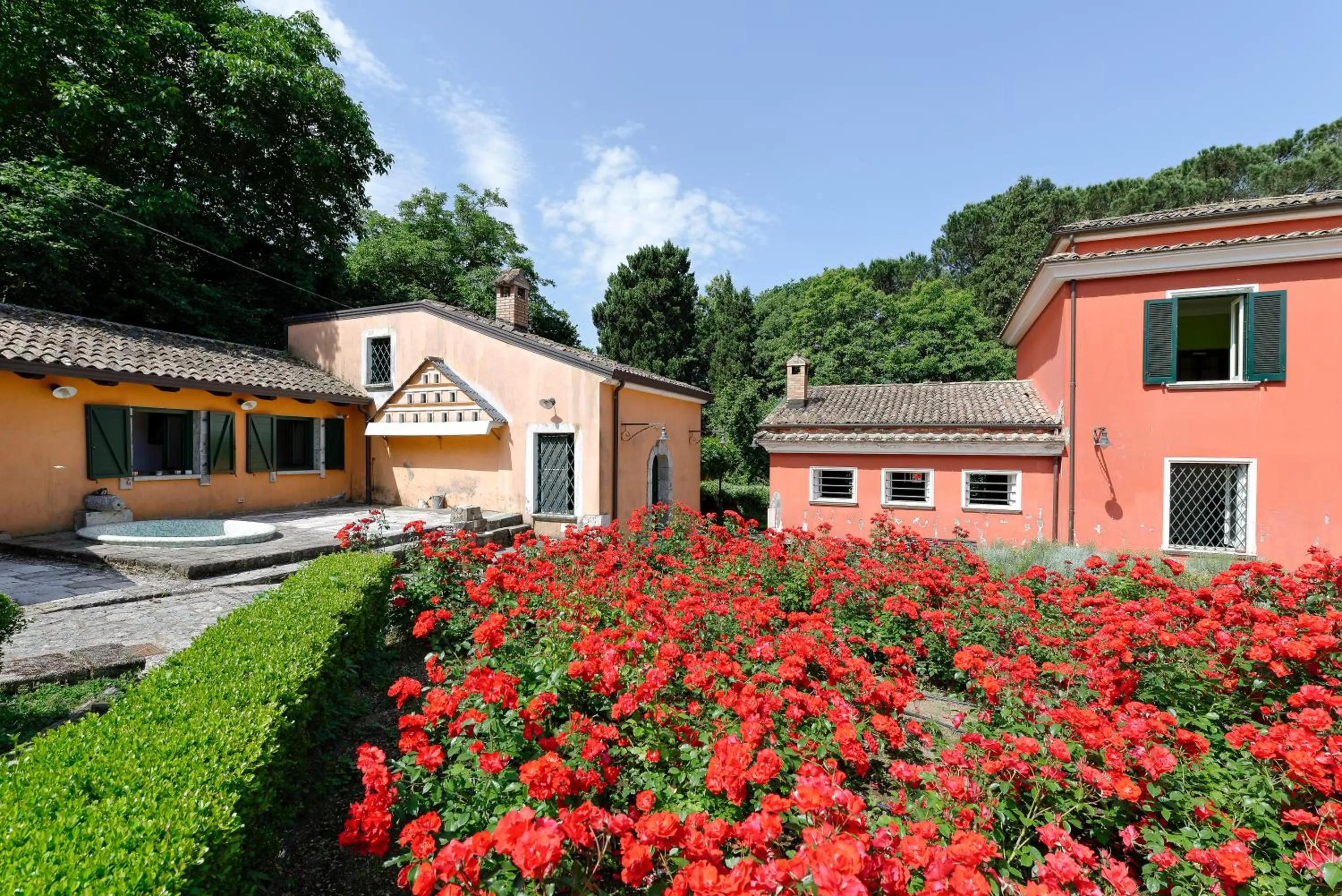 Property building in Podere San Raffaele