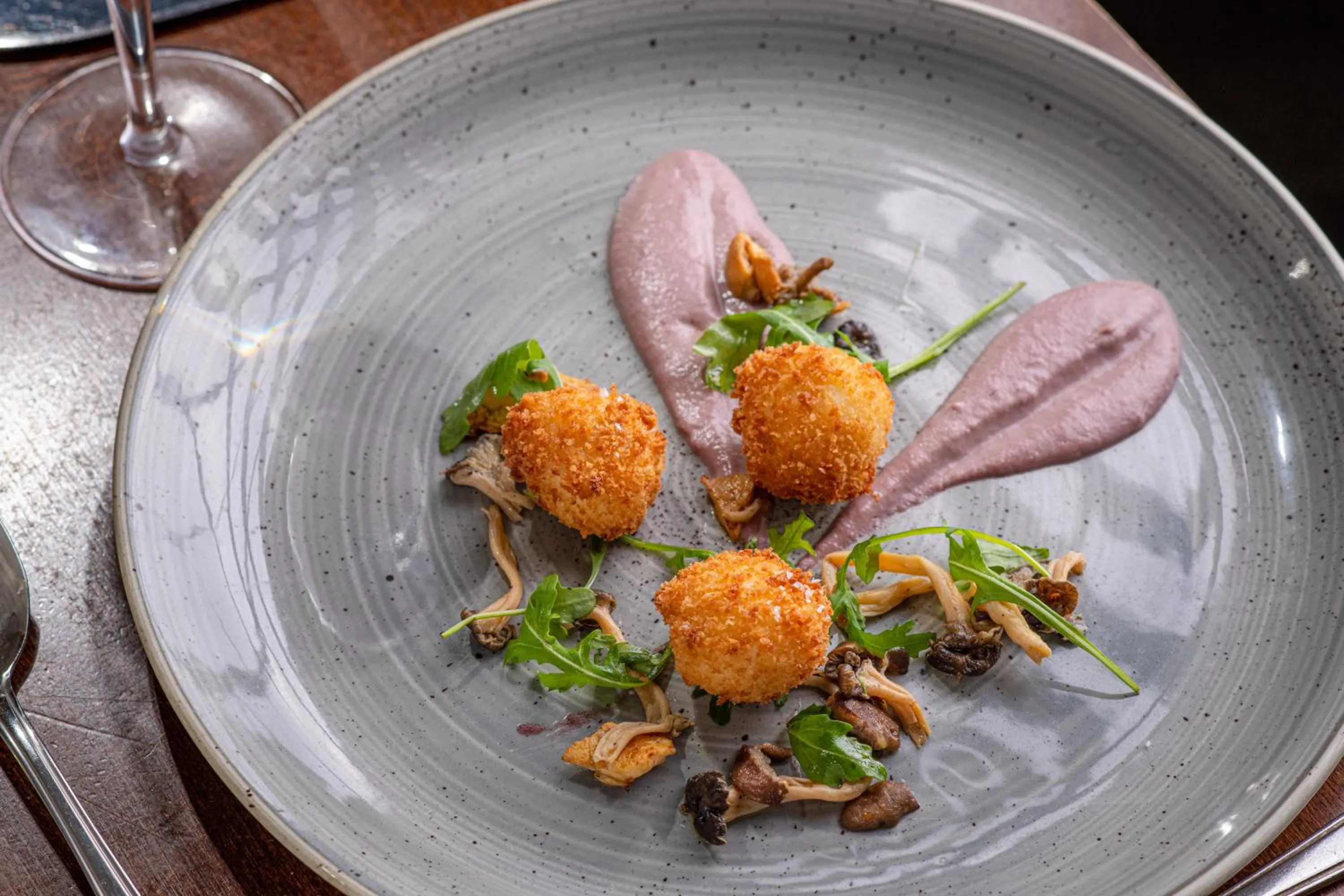 Food in The Millstone, Mellor