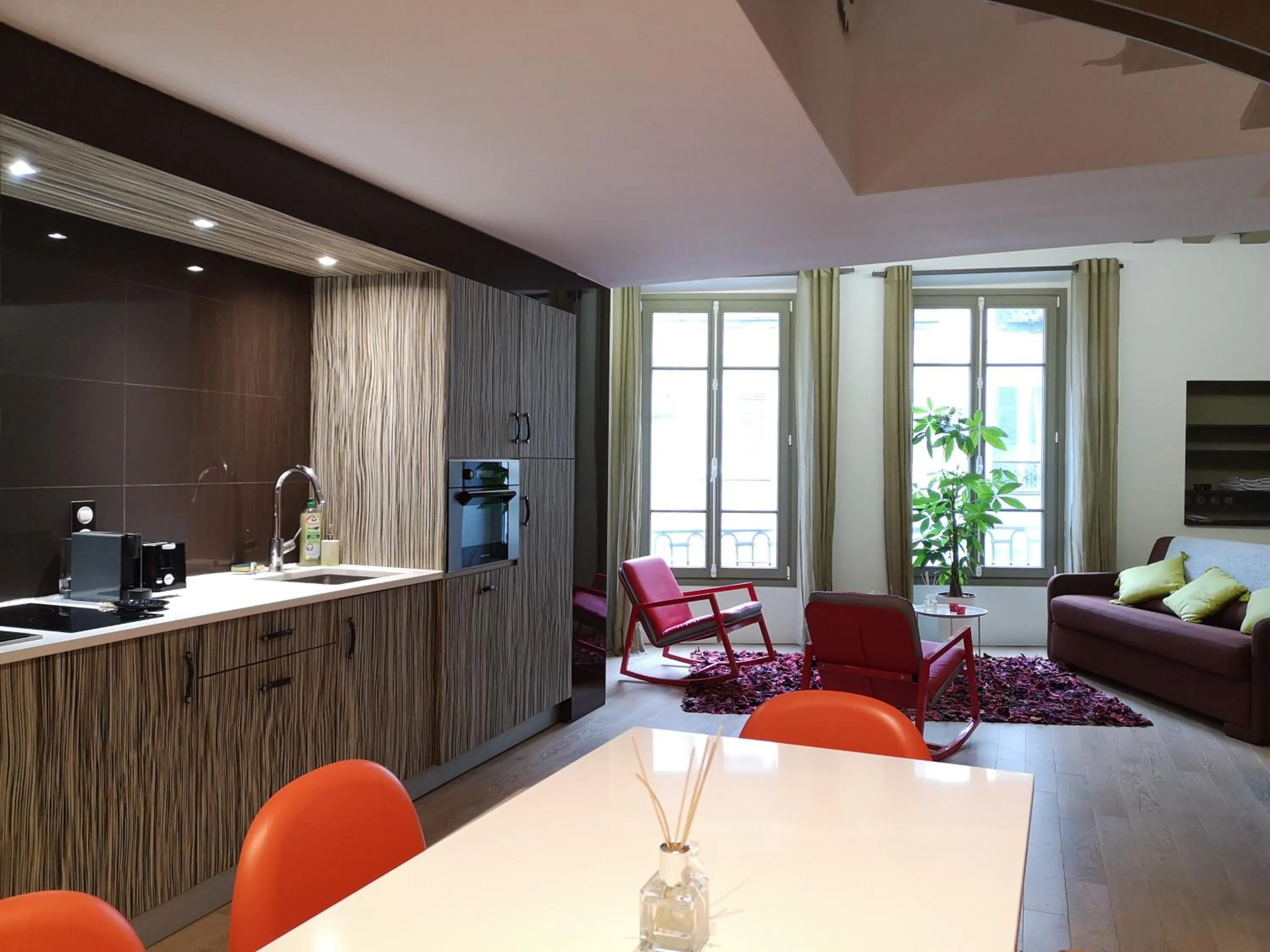 Beautiful duplex in the center of Paris