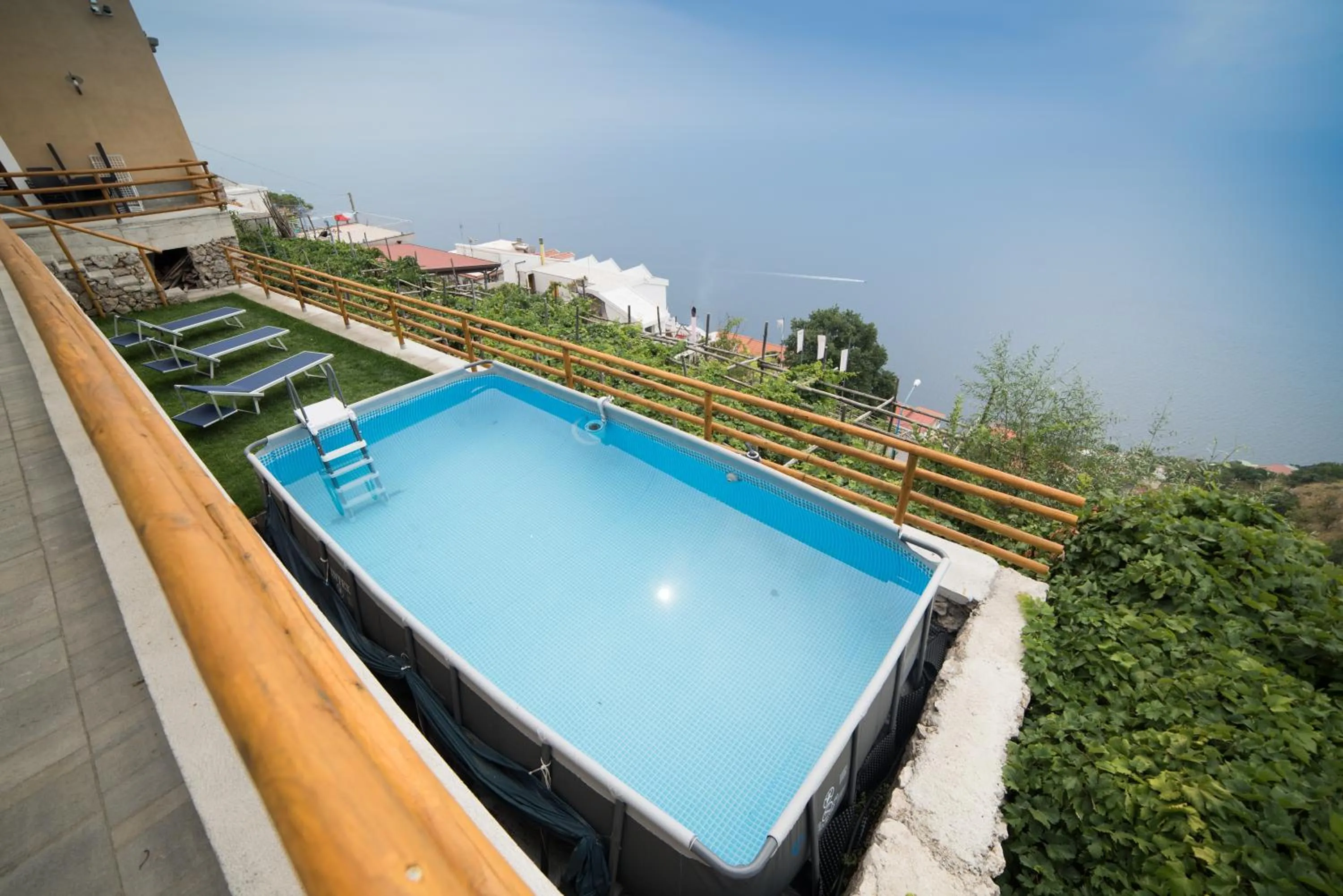 Swimming pool in San Giacomo Relais