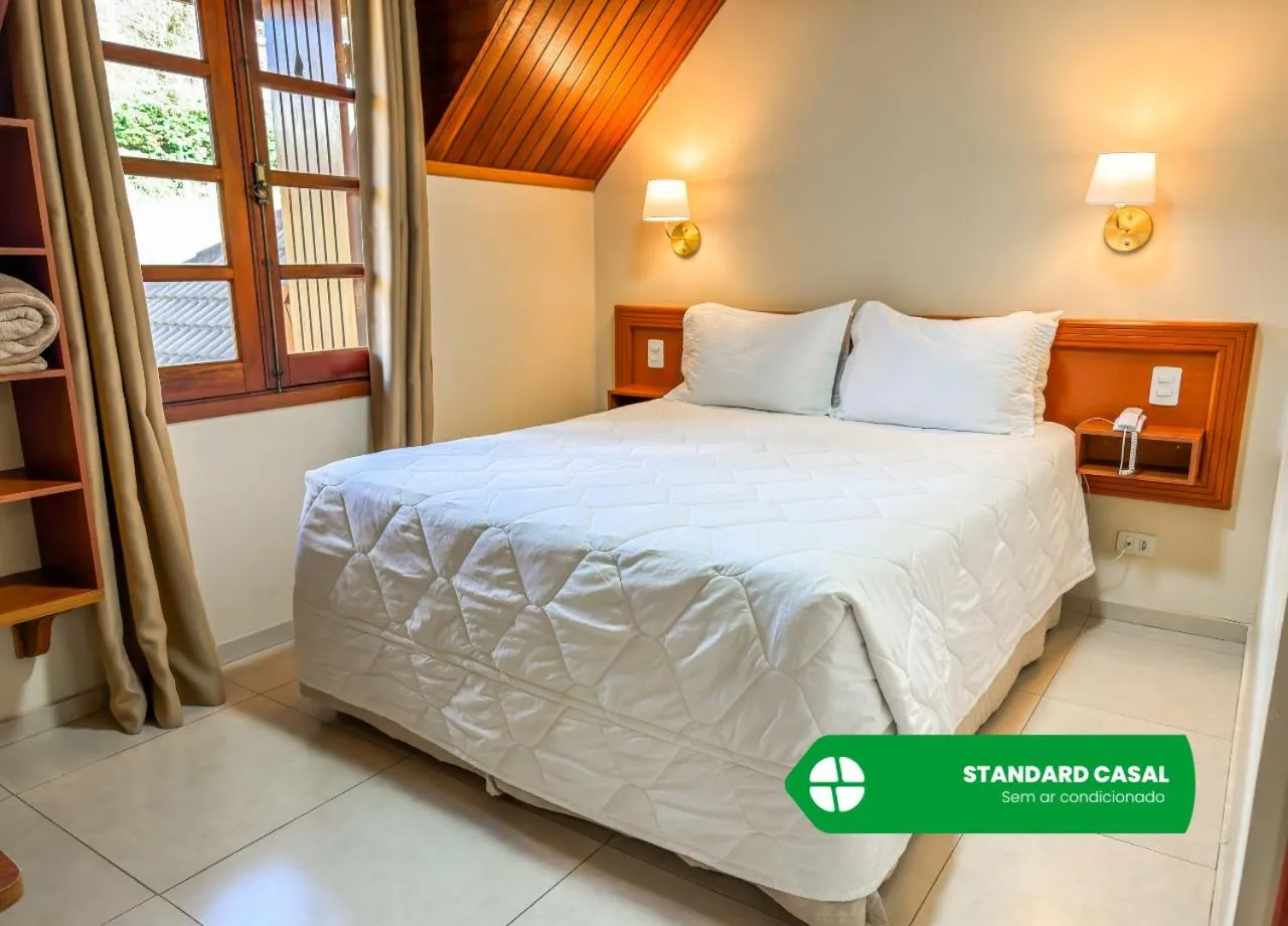 Bedroom, Bed in Hotel Nacional Inn Campos do Jordão