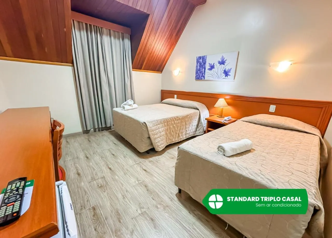 Bedroom, Bed in Hotel Nacional Inn Campos do Jordão