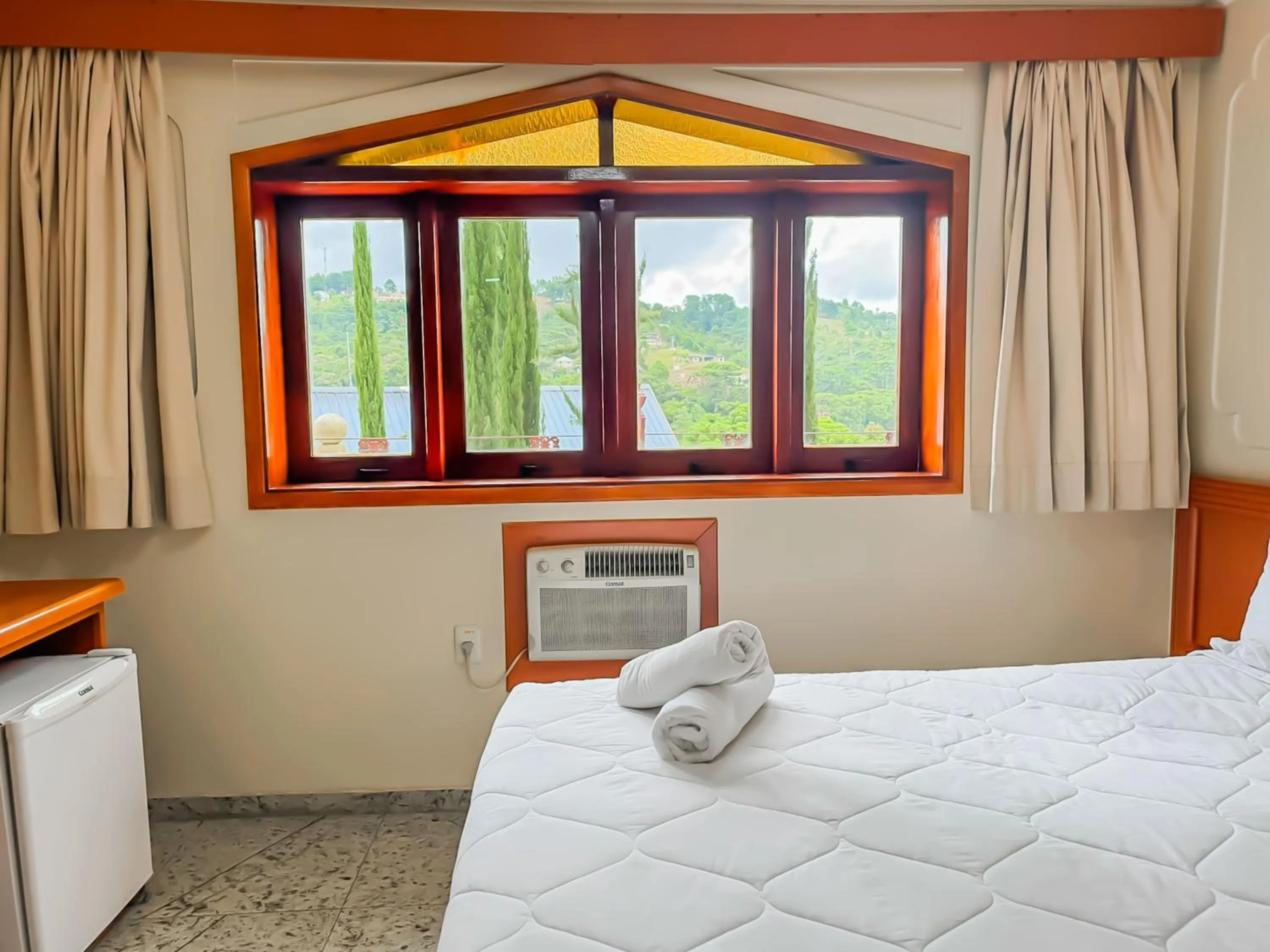 Bedroom, Bed in Hotel Nacional Inn Campos do Jordão