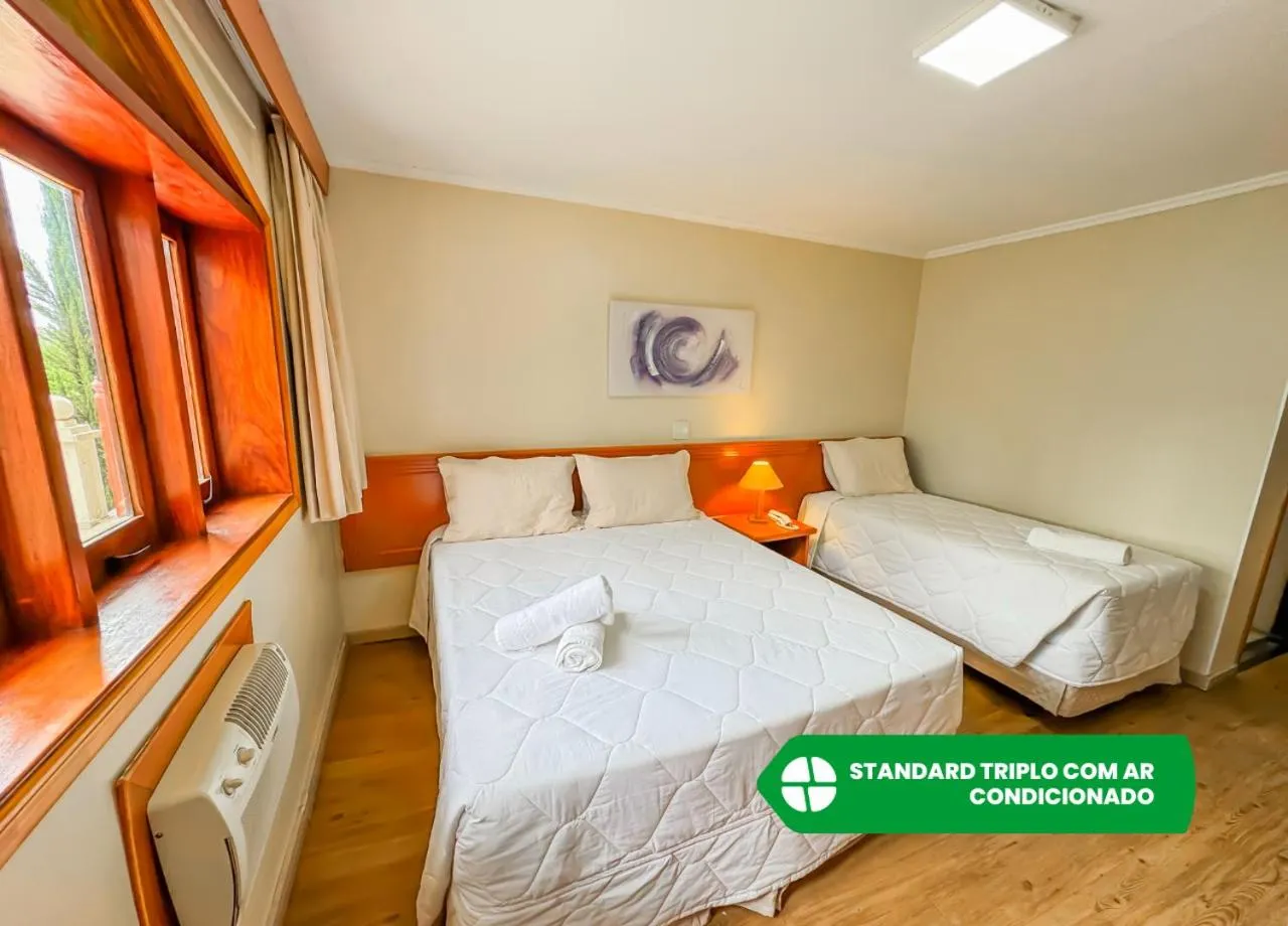 Bedroom, Bed in Hotel Nacional Inn Campos do Jordão