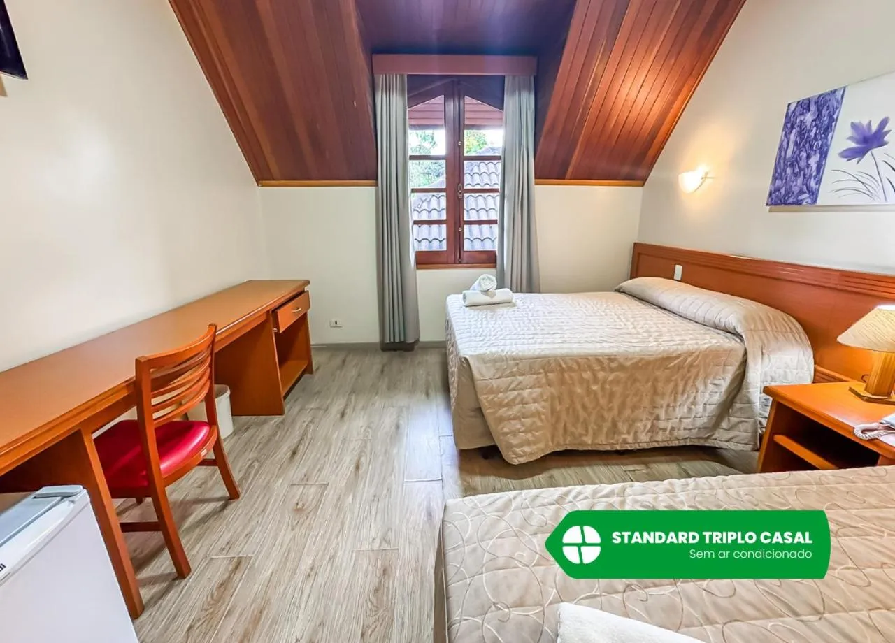 Bedroom, Bed in Hotel Nacional Inn Campos do Jordão