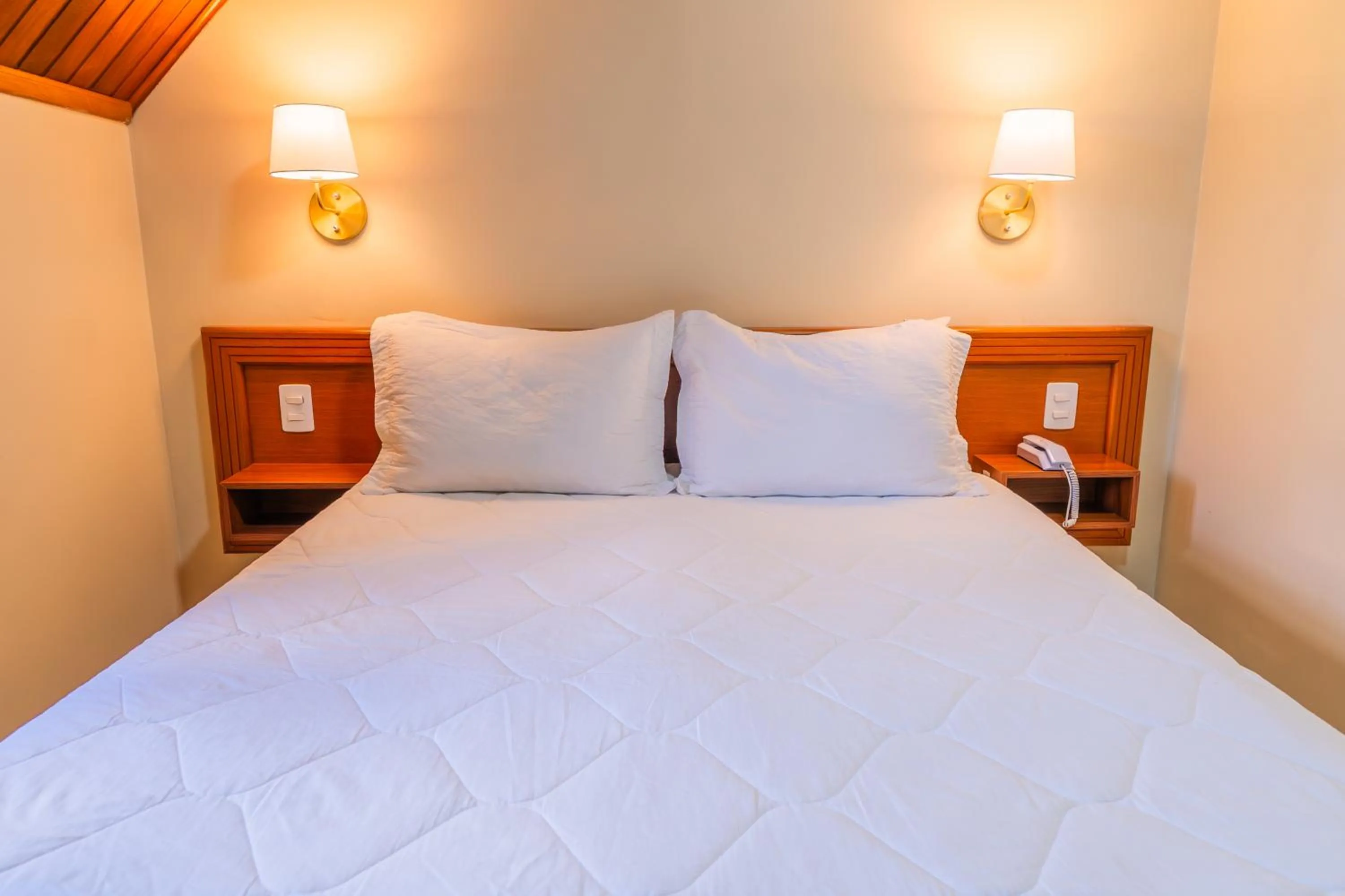 Bedroom, Bed in Hotel Nacional Inn Campos do Jordão
