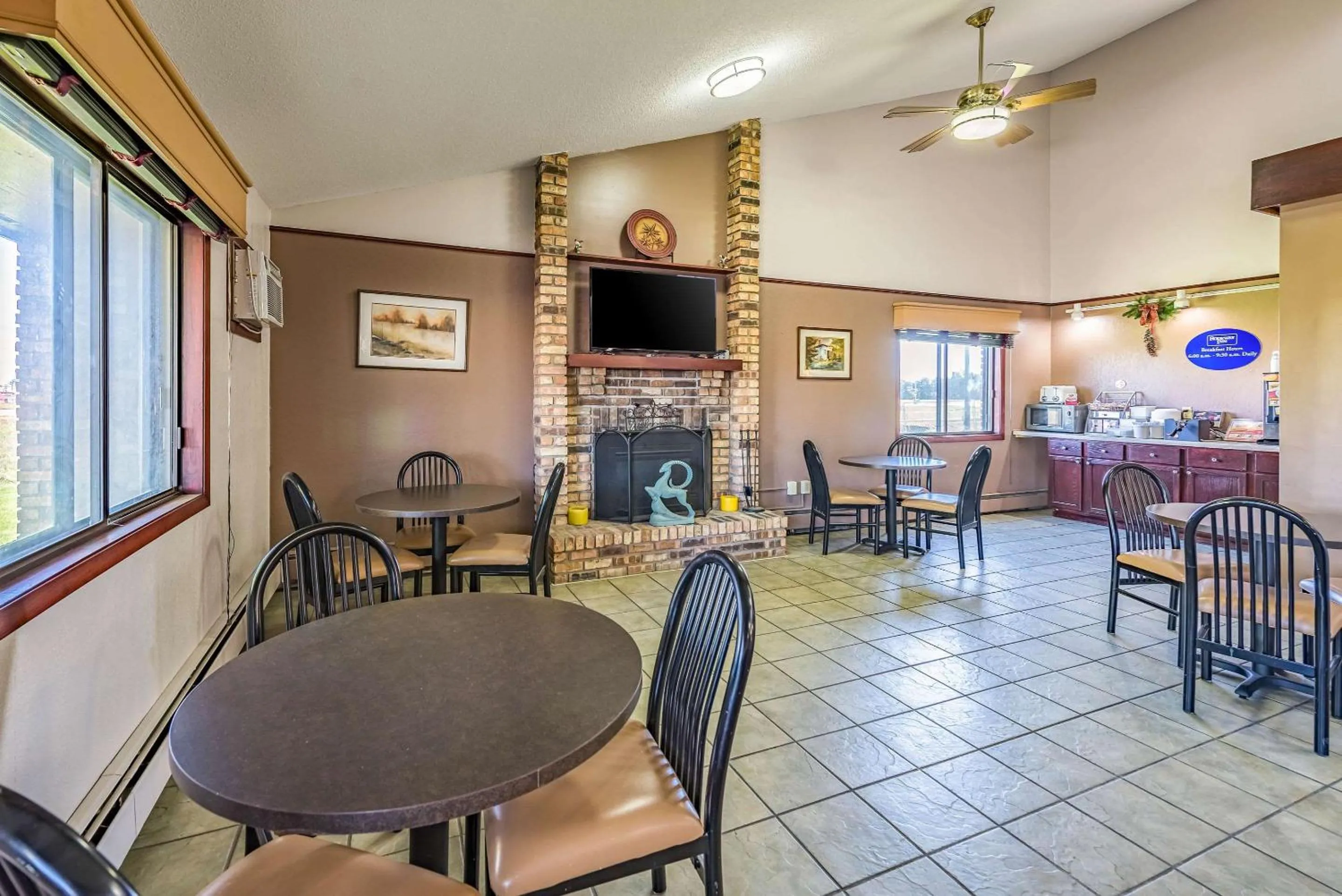 Lobby or reception in Rodeway Inn Saint Joseph