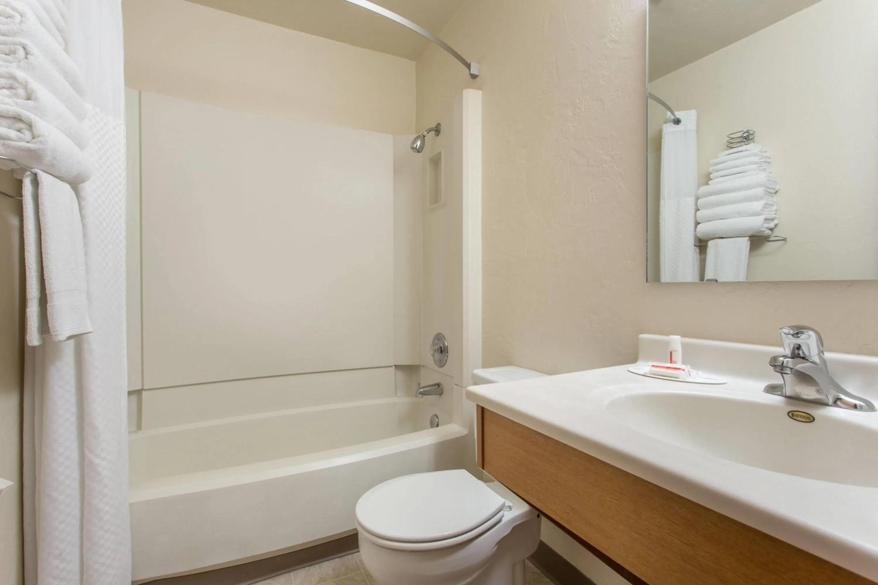 Bathroom in Super 8 by Wyndham Lacey Olympia Area