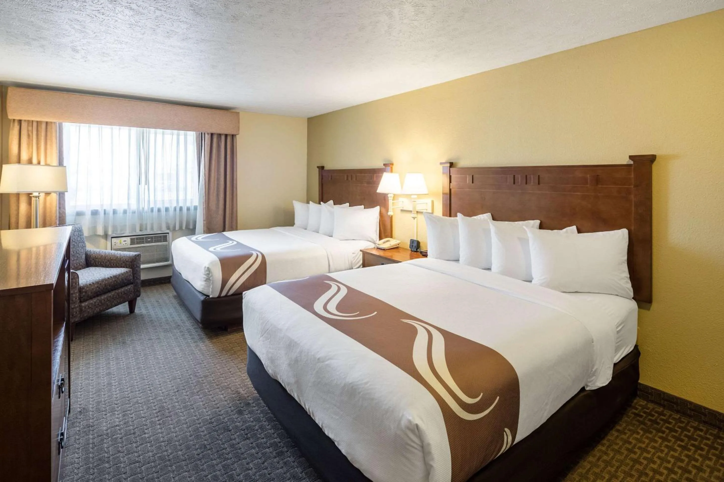 Bedroom, Bed in Quality Inn & Suites Coeur d'Alene