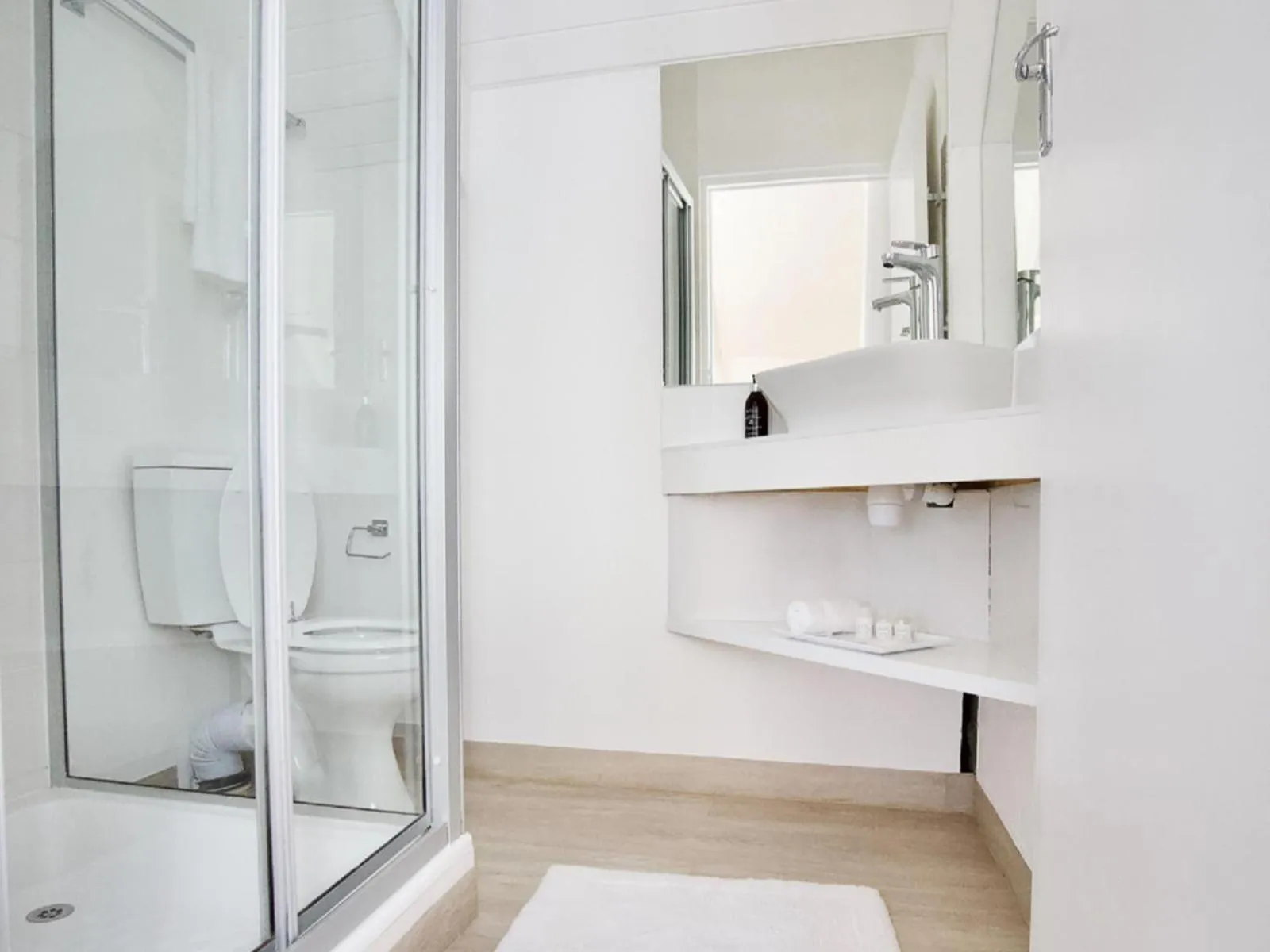 Shower in Cosimi Guest House