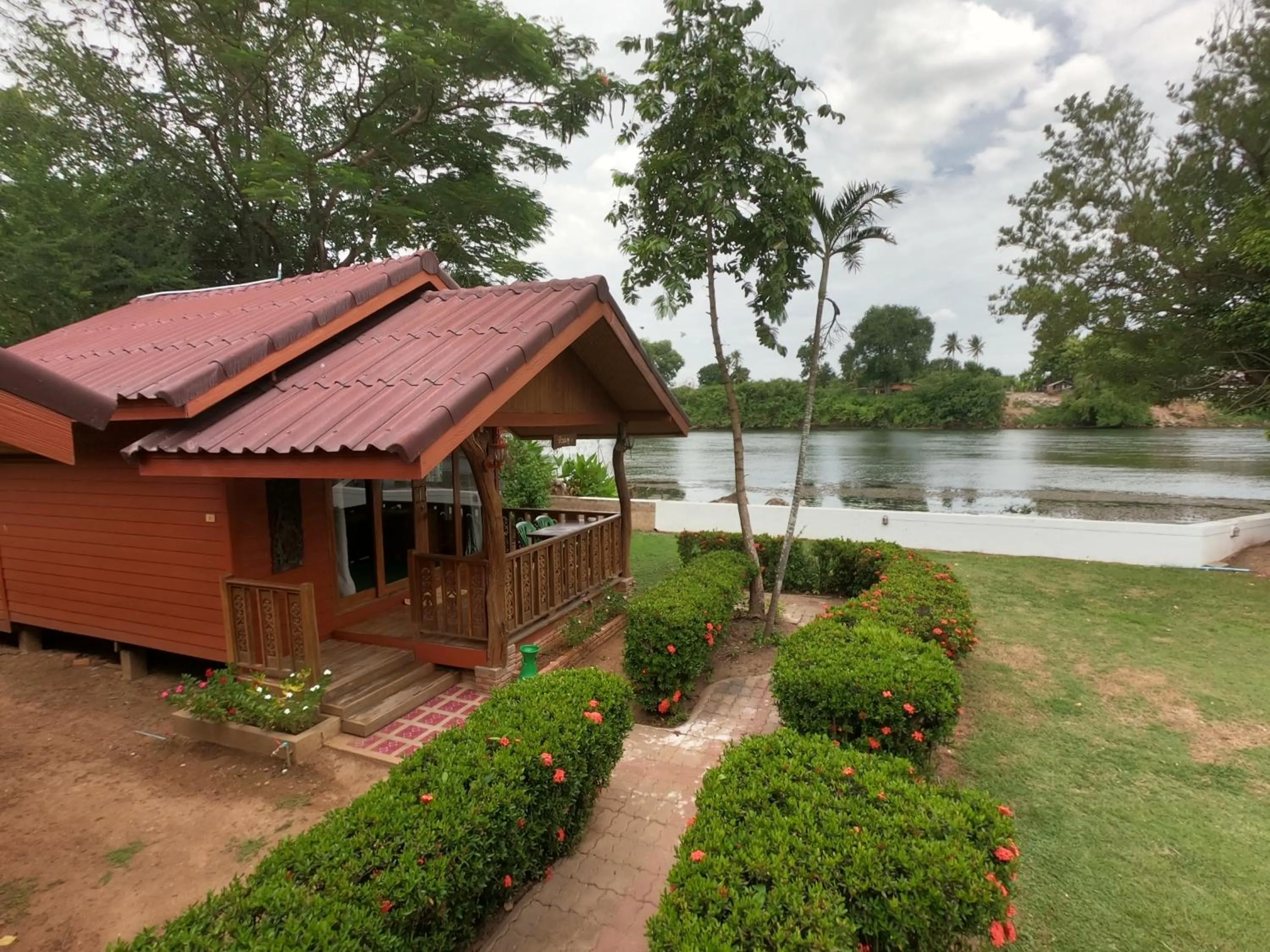 River view in Buasawan Resort & Restaurant