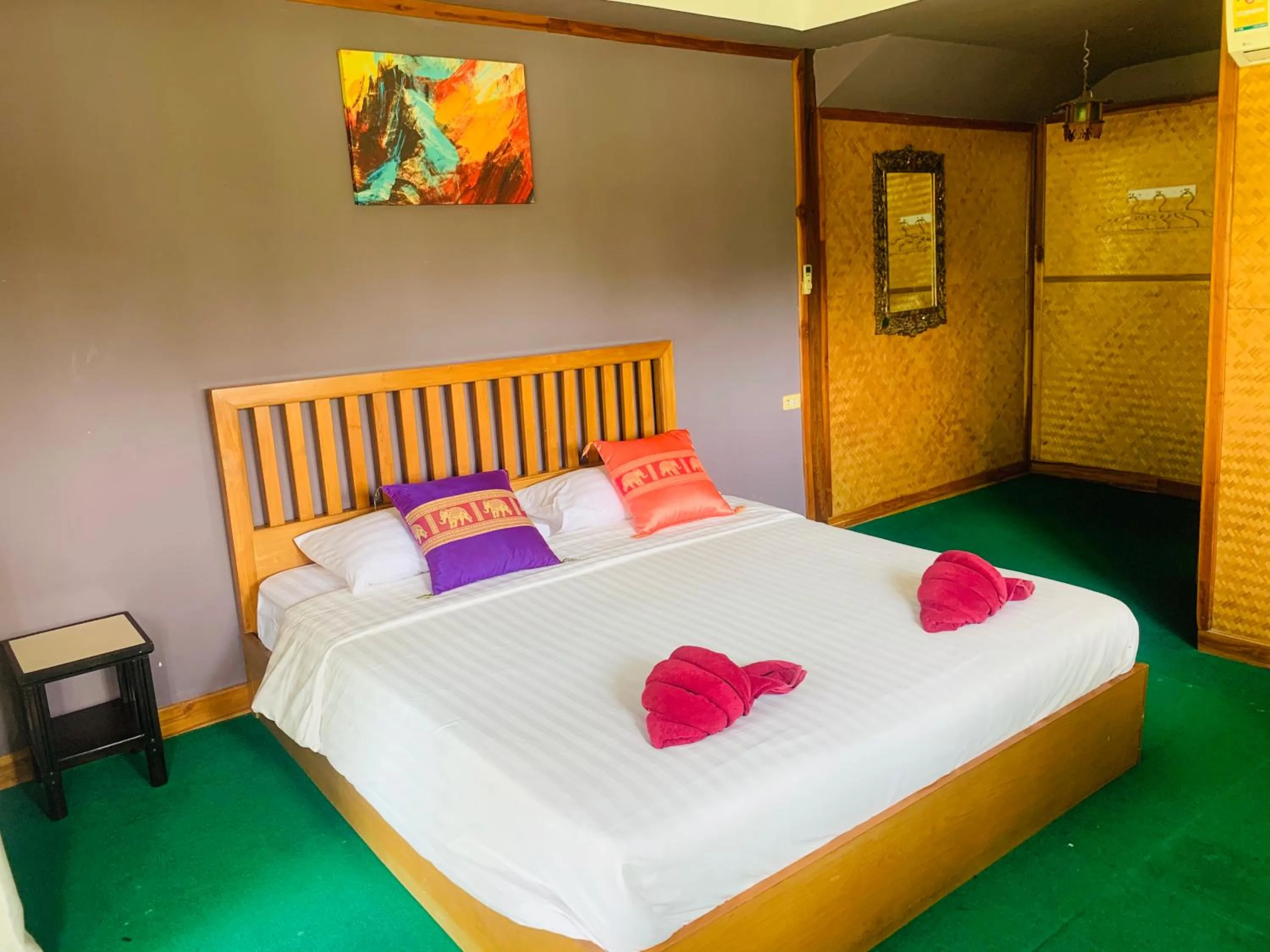 Bedroom, Bed in Buasawan Resort & Restaurant