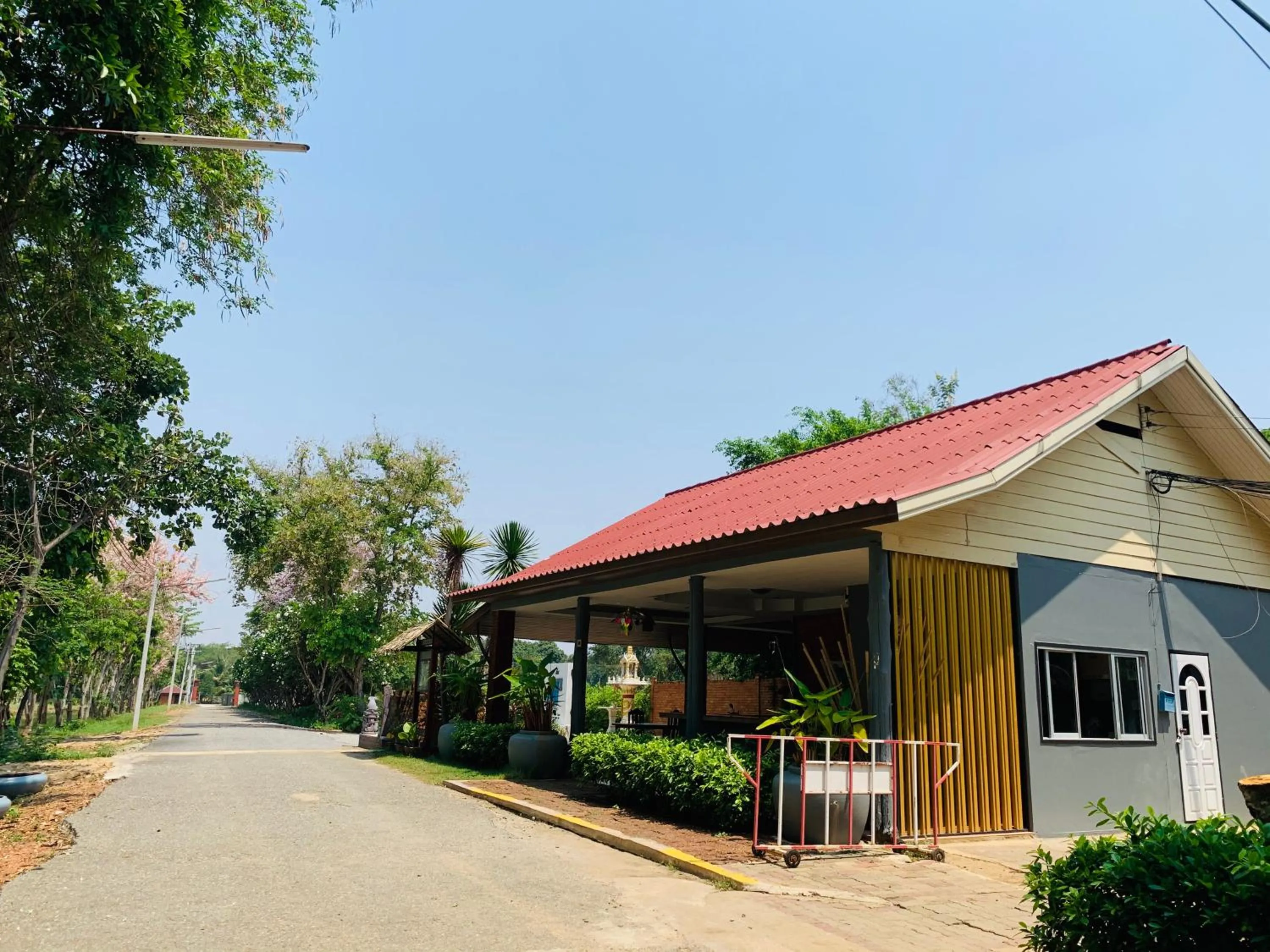 Lobby or reception in Buasawan Resort & Restaurant