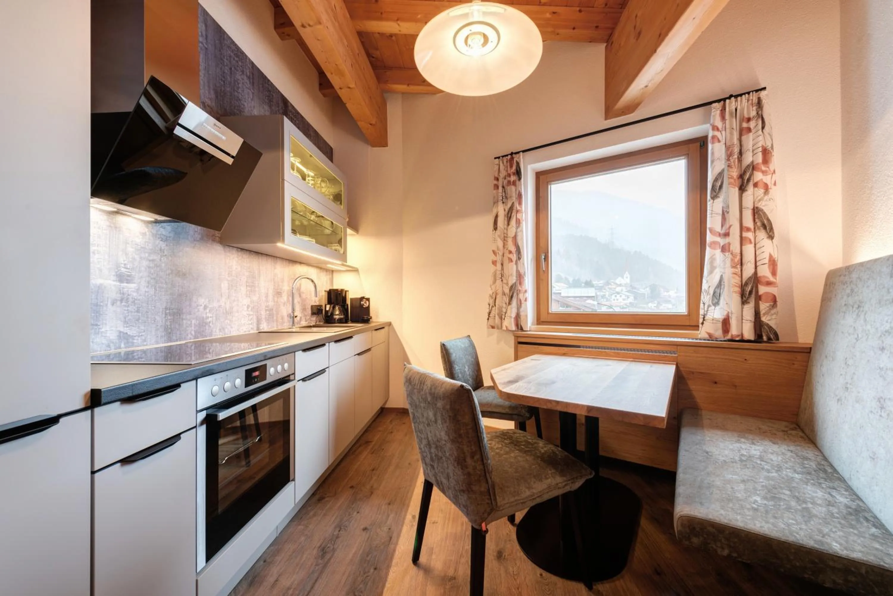 Kitchen or kitchenette in Hotel Garni Feuerstein