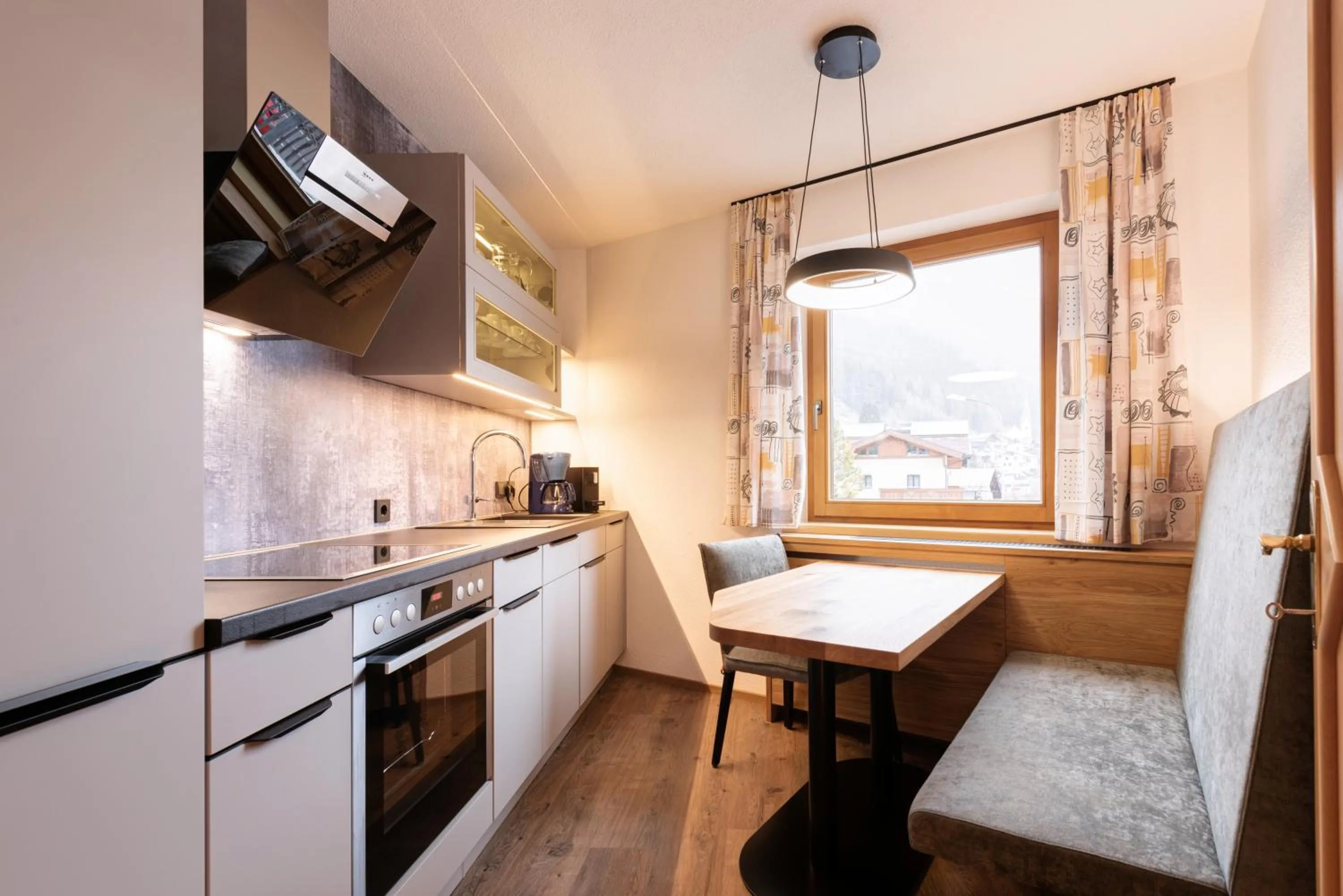 Kitchen or kitchenette in Hotel Garni Feuerstein