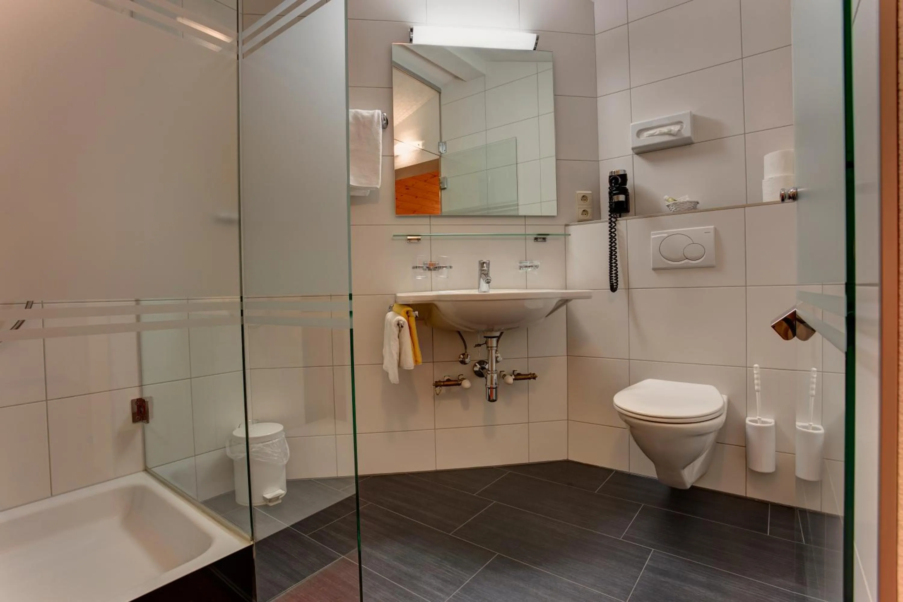 Bathroom in Hotel Garni Feuerstein
