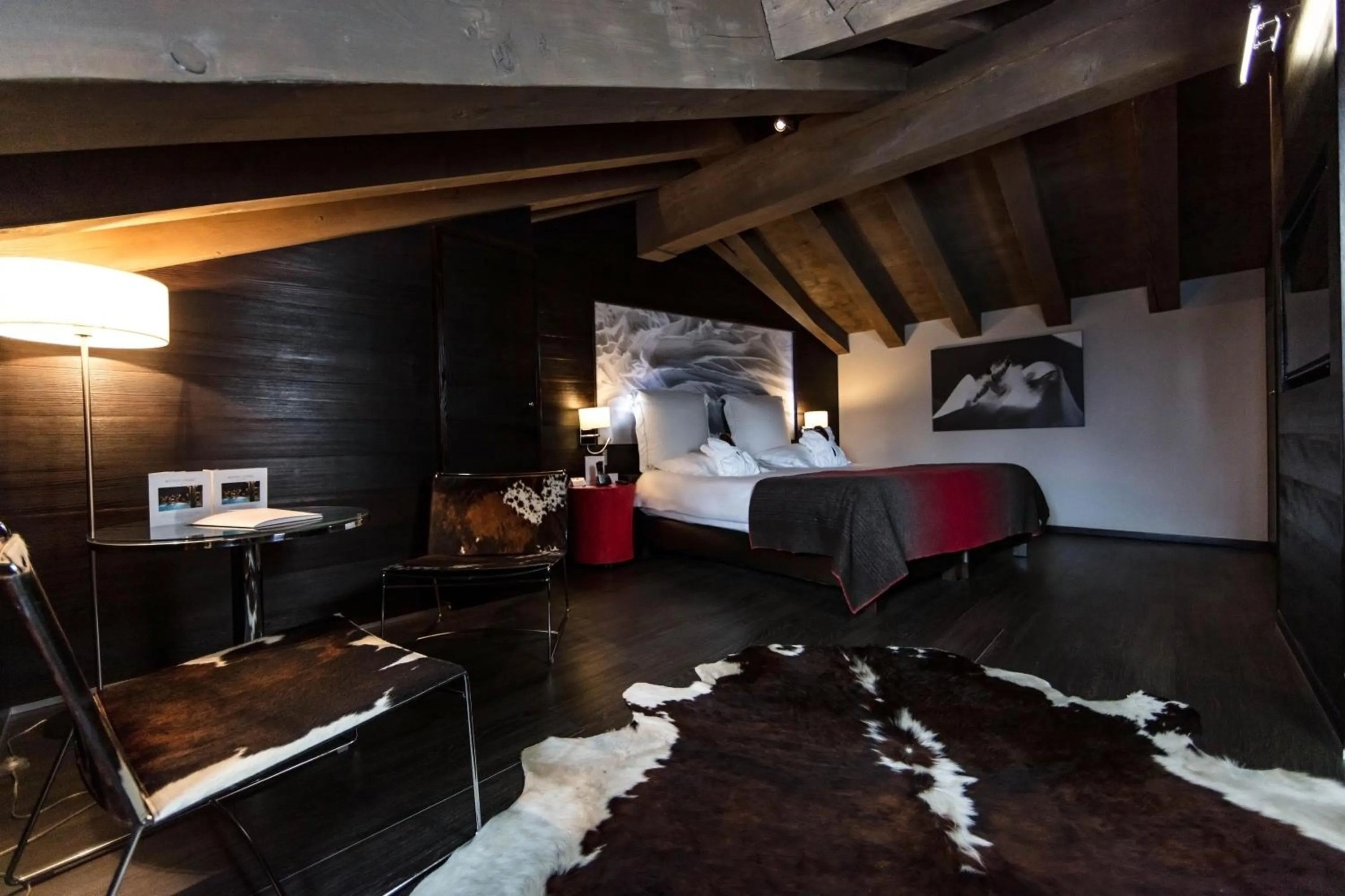 Photo of the whole room in Avenue Lodge Hotel & Spa